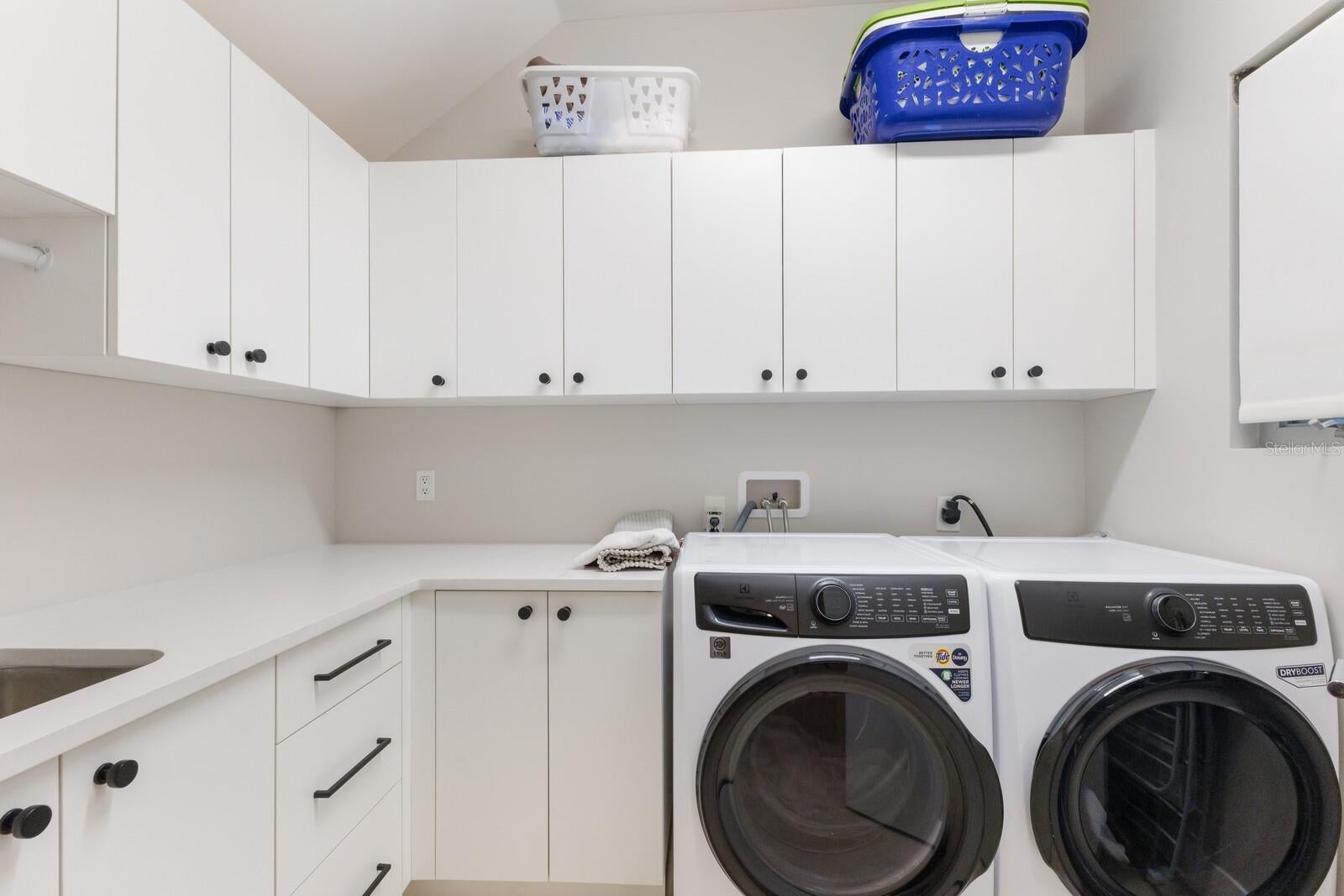 Sarasota, Florida, 34242, United States, ,4 BathroomsBathrooms,Residential,Active,1781626