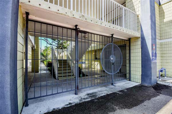 1301 S HOWARD AVE APT C10, TAMPA, FL 33606, photo 4 of 32