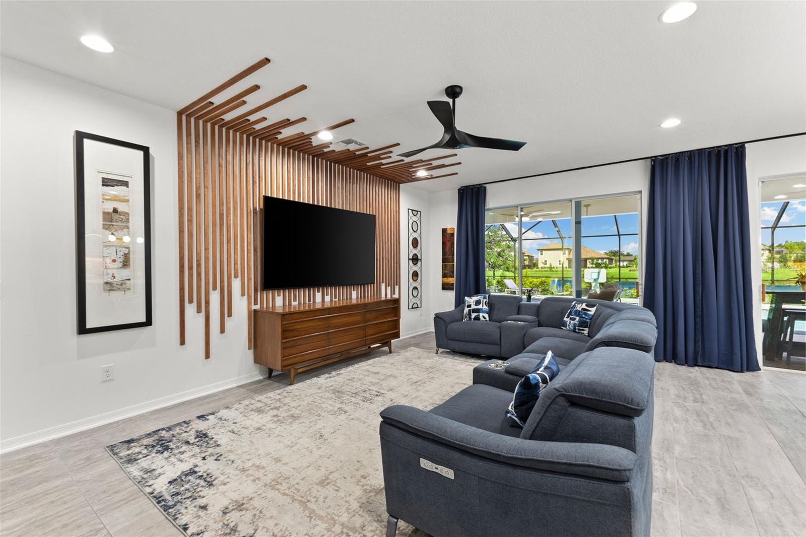 Wesley Chapel, Florida, 33545, United States, 7 Bedrooms Bedrooms, ,6 BathroomsBathrooms,Residential,Active,1894568