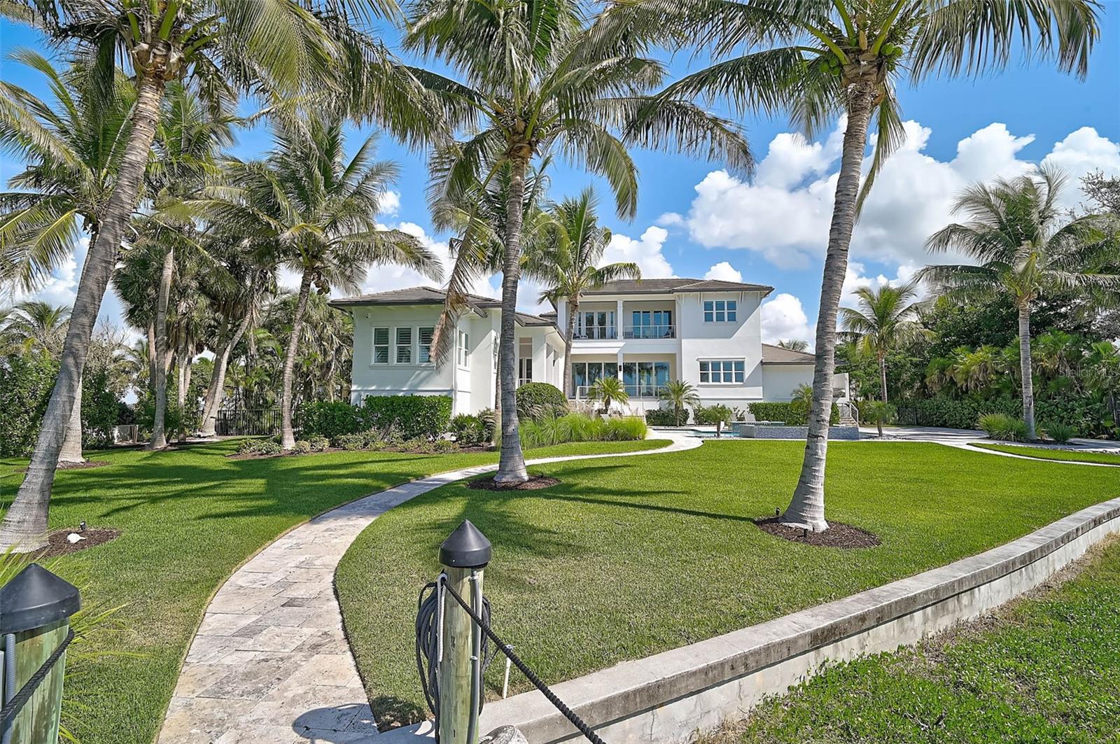 Sarasota, Florida, 34236, United States, 5 Bedrooms Bedrooms, ,6 BathroomsBathrooms,Residential,Active,1972132