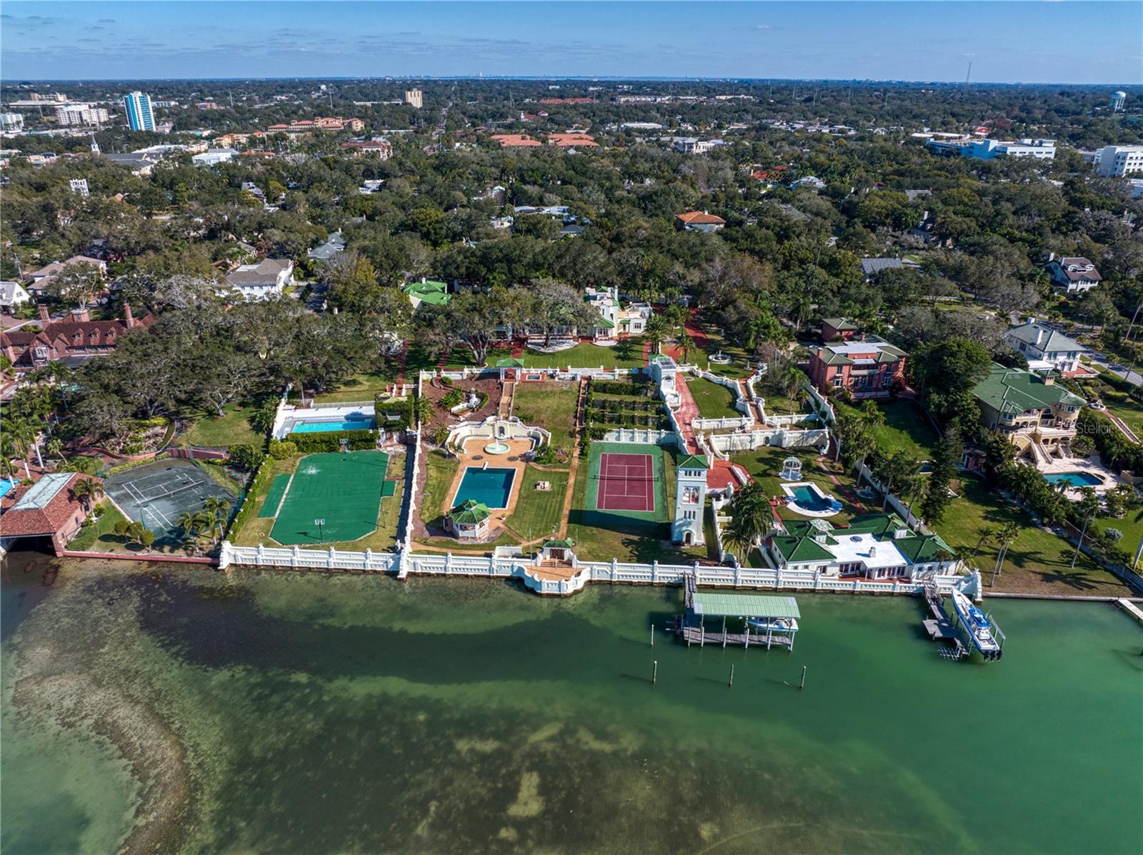 Clearwater, Florida, 33756, United States, ,5 BathroomsBathrooms,Residential,Active,1738186