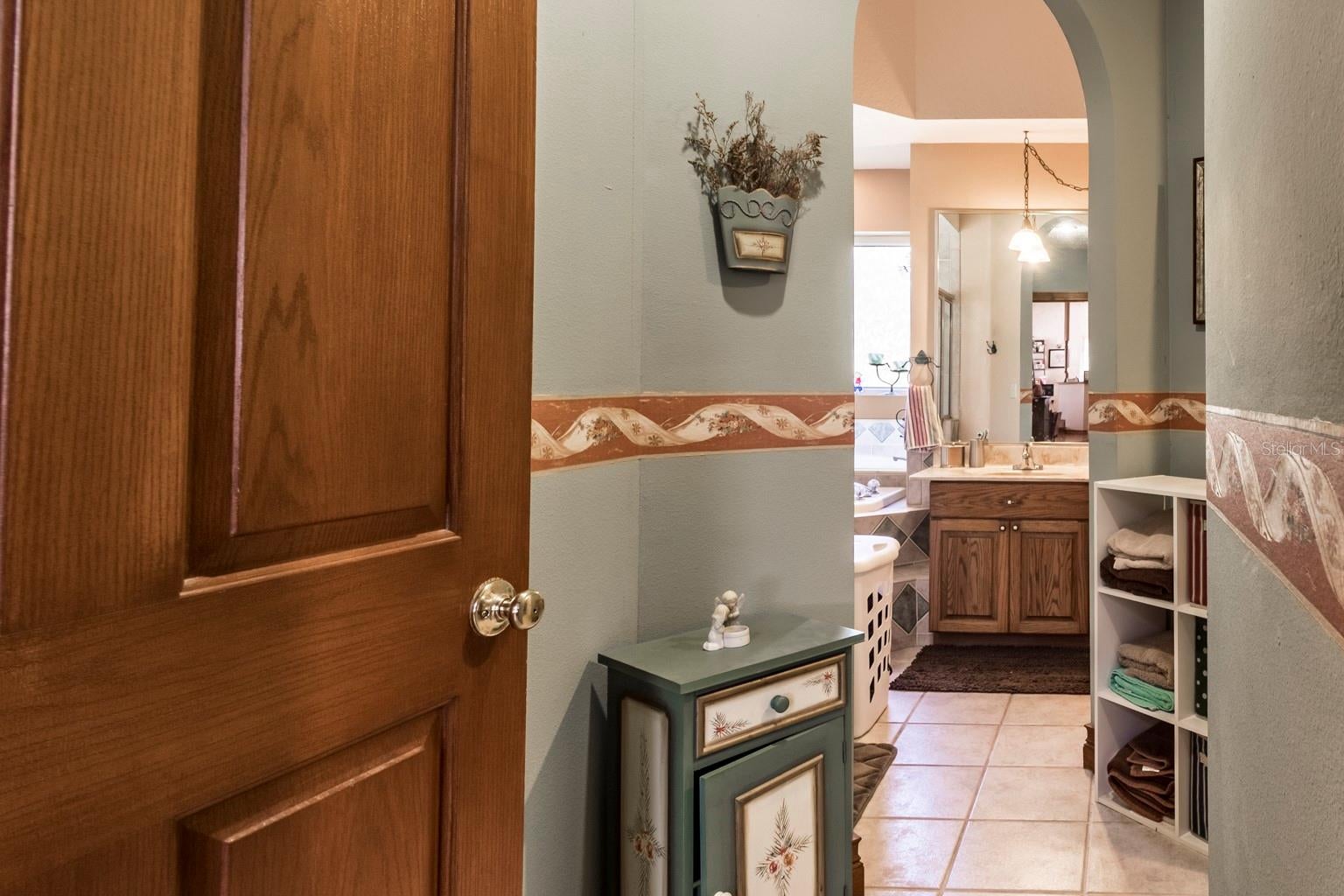 New Port Richey, Florida, 34654, United States, 4 Bedrooms Bedrooms, ,5 BathroomsBathrooms,Residential,Active,1963410