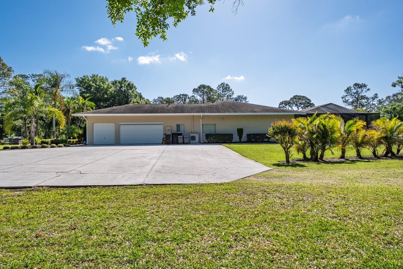Tarpon Springs, Florida, 34688, United States, 4 Bedrooms Bedrooms, ,4 BathroomsBathrooms,Residential,Active,1841287