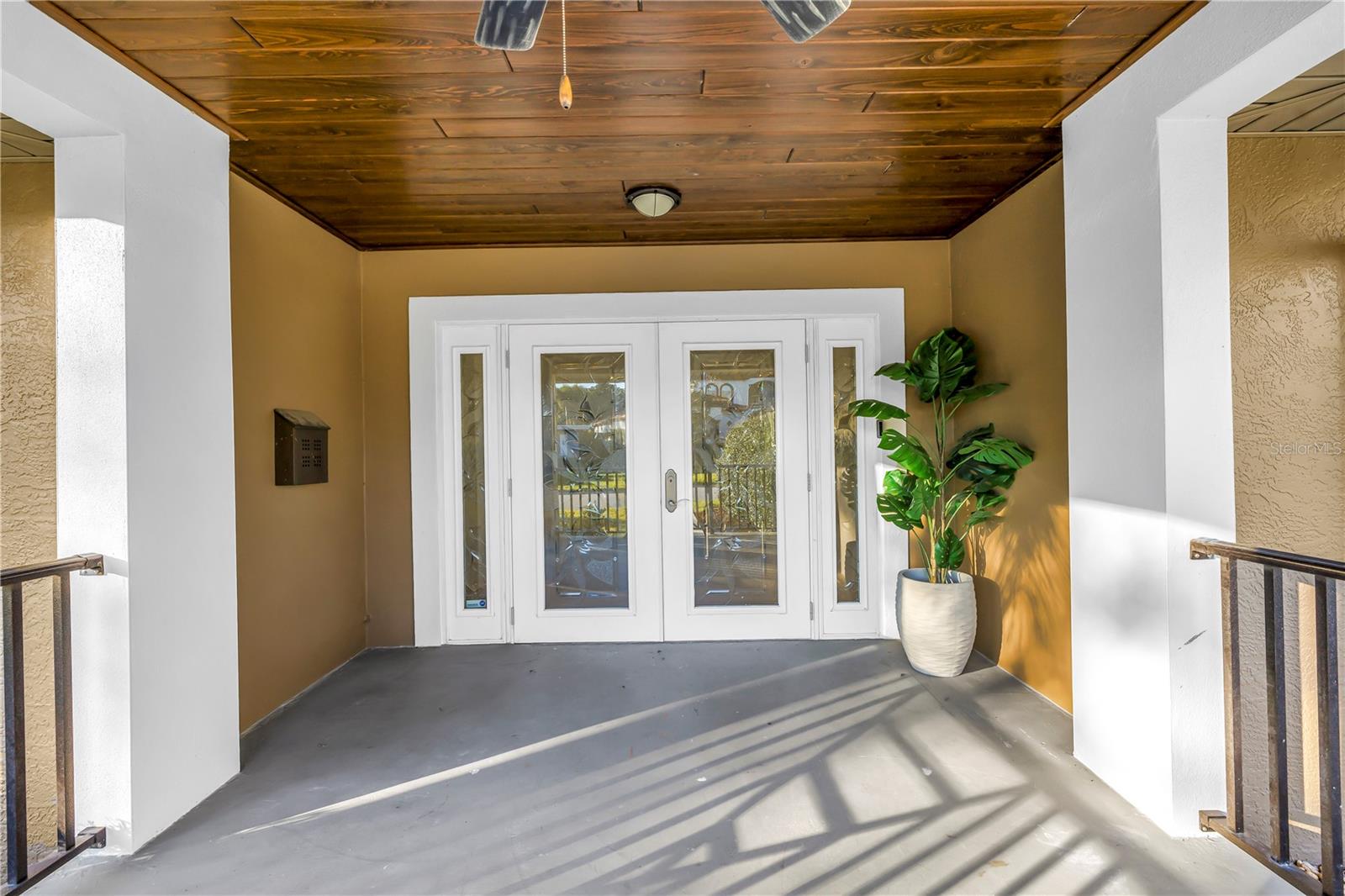 St Petersburg, Florida, 33704, United States, 4 Bedrooms Bedrooms, ,4 BathroomsBathrooms,Residential,Active,2013913