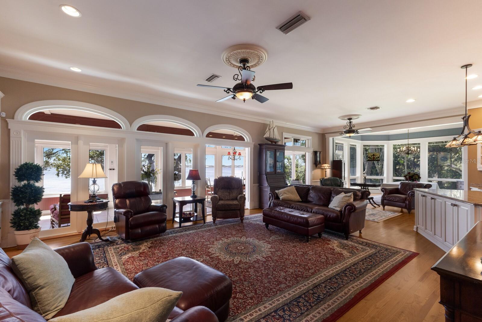 Palmetto, Florida, 34221, United States, 3 Bedrooms Bedrooms, ,4 BathroomsBathrooms,Residential,Active,1952285