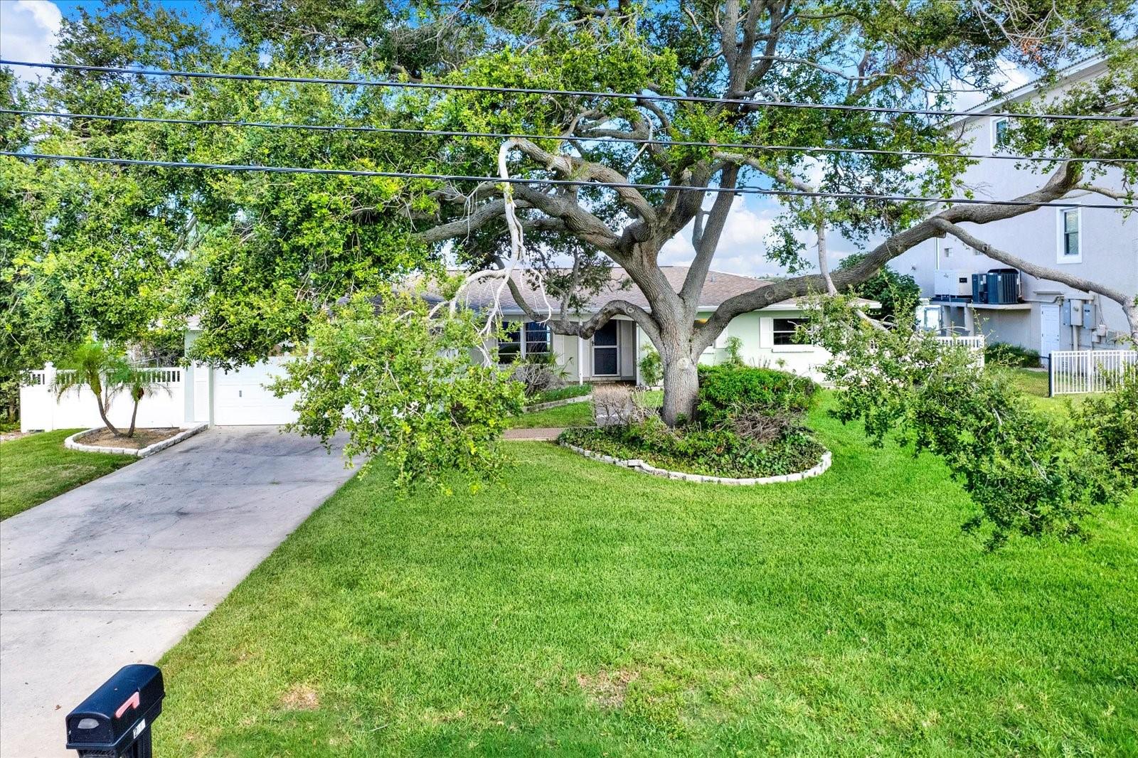 Largo, Florida, 33770, United States, 3 Bedrooms Bedrooms, ,2 BathroomsBathrooms,Residential,Active,2052103