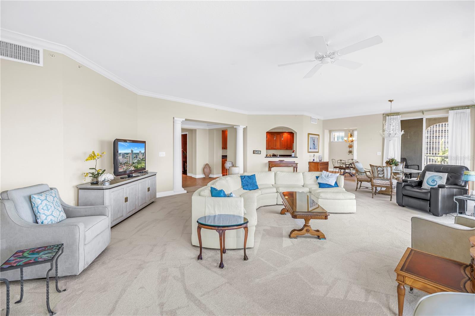 St Petersburg, Florida, 33701, United States, 3 Bedrooms Bedrooms, ,3 BathroomsBathrooms,Residential,Active,2045043
