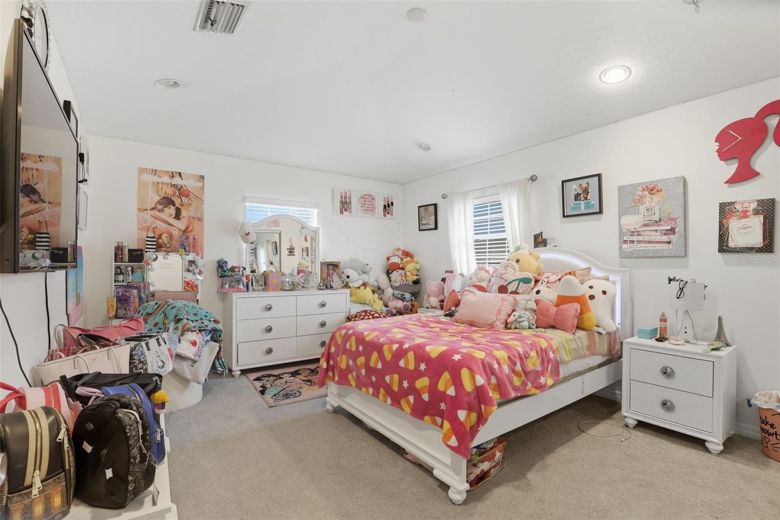 Orlando, Florida, 32809, United States, 3 Bedrooms Bedrooms, ,3 BathroomsBathrooms,Residential,Active,1954426