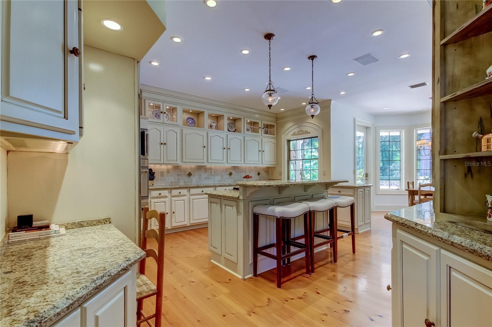 Palm Harbor, Florida, 34683, United States, ,7 BathroomsBathrooms,Residential,Active,1701802