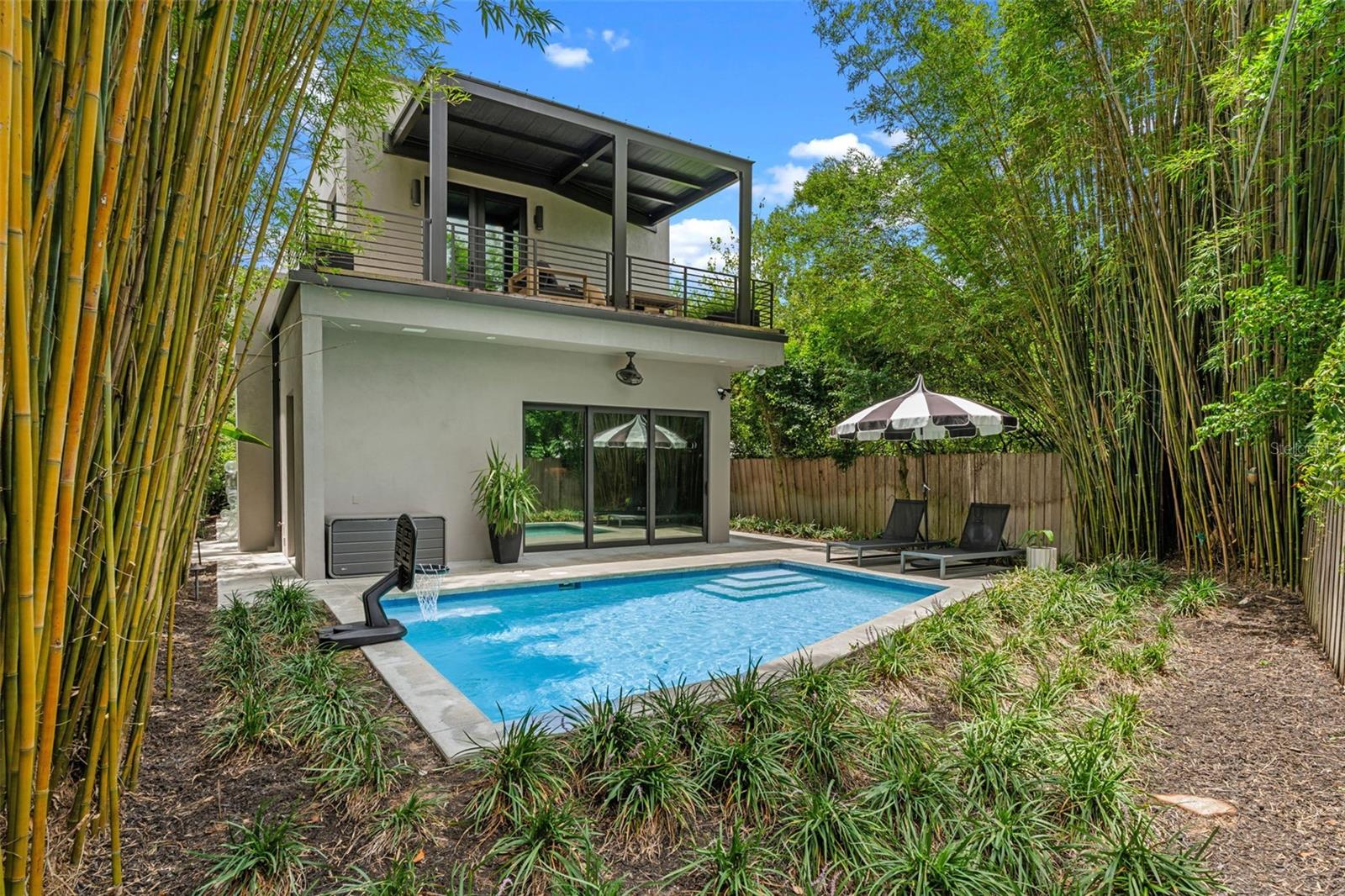 Winter Park, Florida, 32789, United States, 3 Bedrooms Bedrooms, ,4 BathroomsBathrooms,Residential,Active,1884859