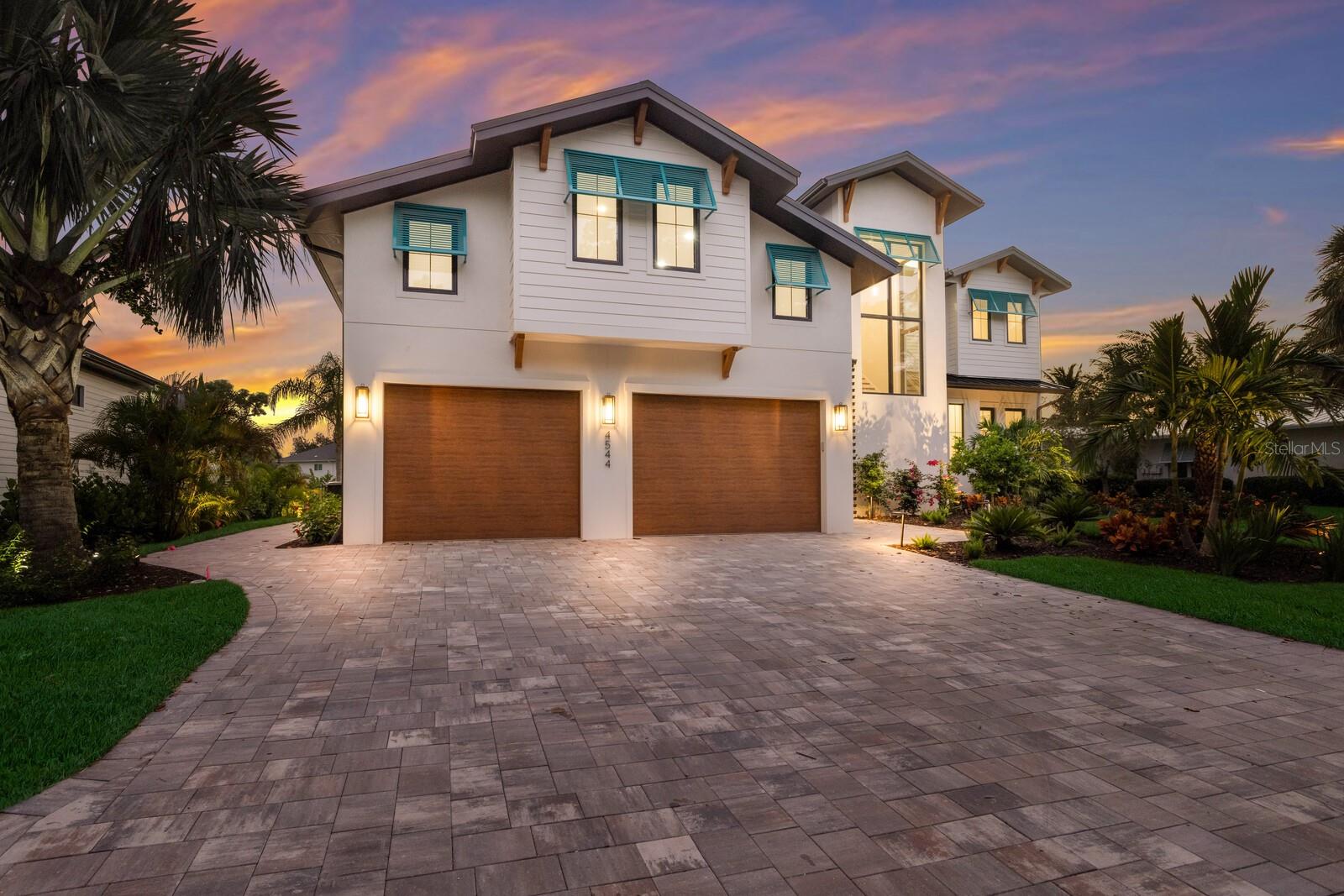 Sarasota, Florida, 34242, United States, 4 Bedrooms Bedrooms, ,6 BathroomsBathrooms,Residential,Active,1941333