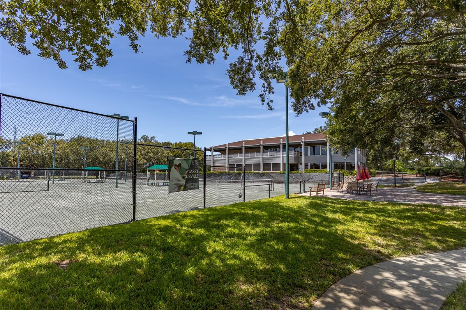 Palm Harbor, Florida, 34683, United States, 4 Bedrooms Bedrooms, ,3 BathroomsBathrooms,Residential,Active,1905355