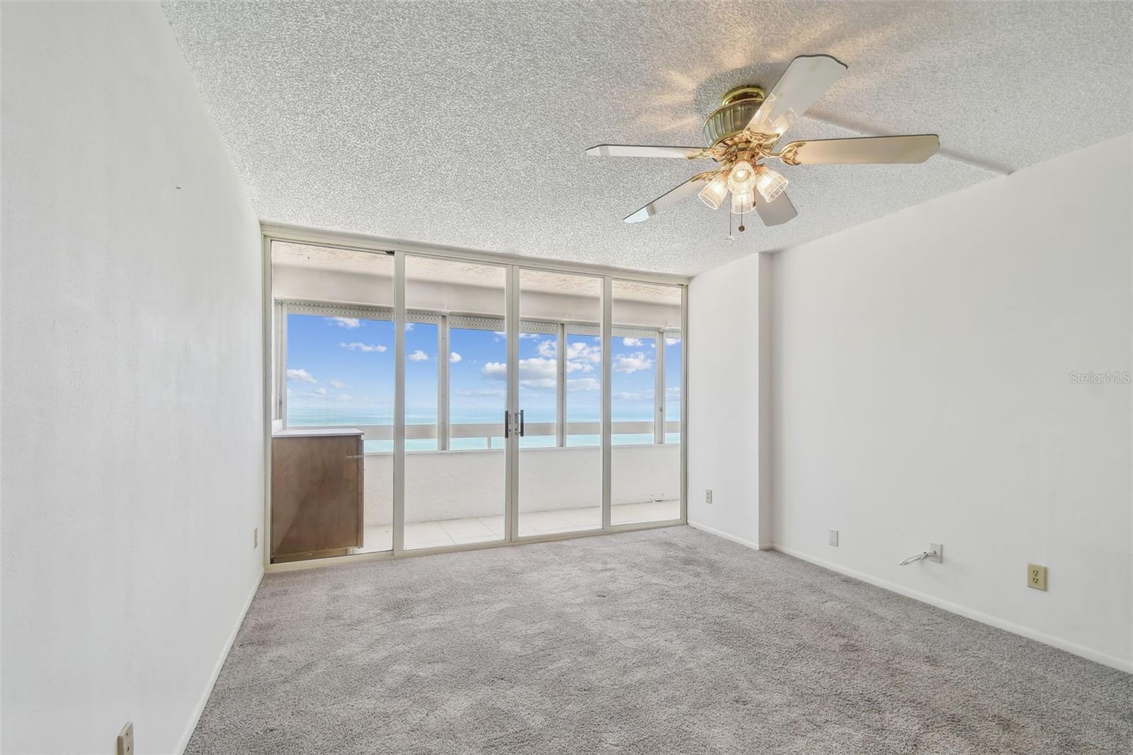 Redington Shores, Florida, 33708, United States, ,3 BathroomsBathrooms,Residential,Active,1824910