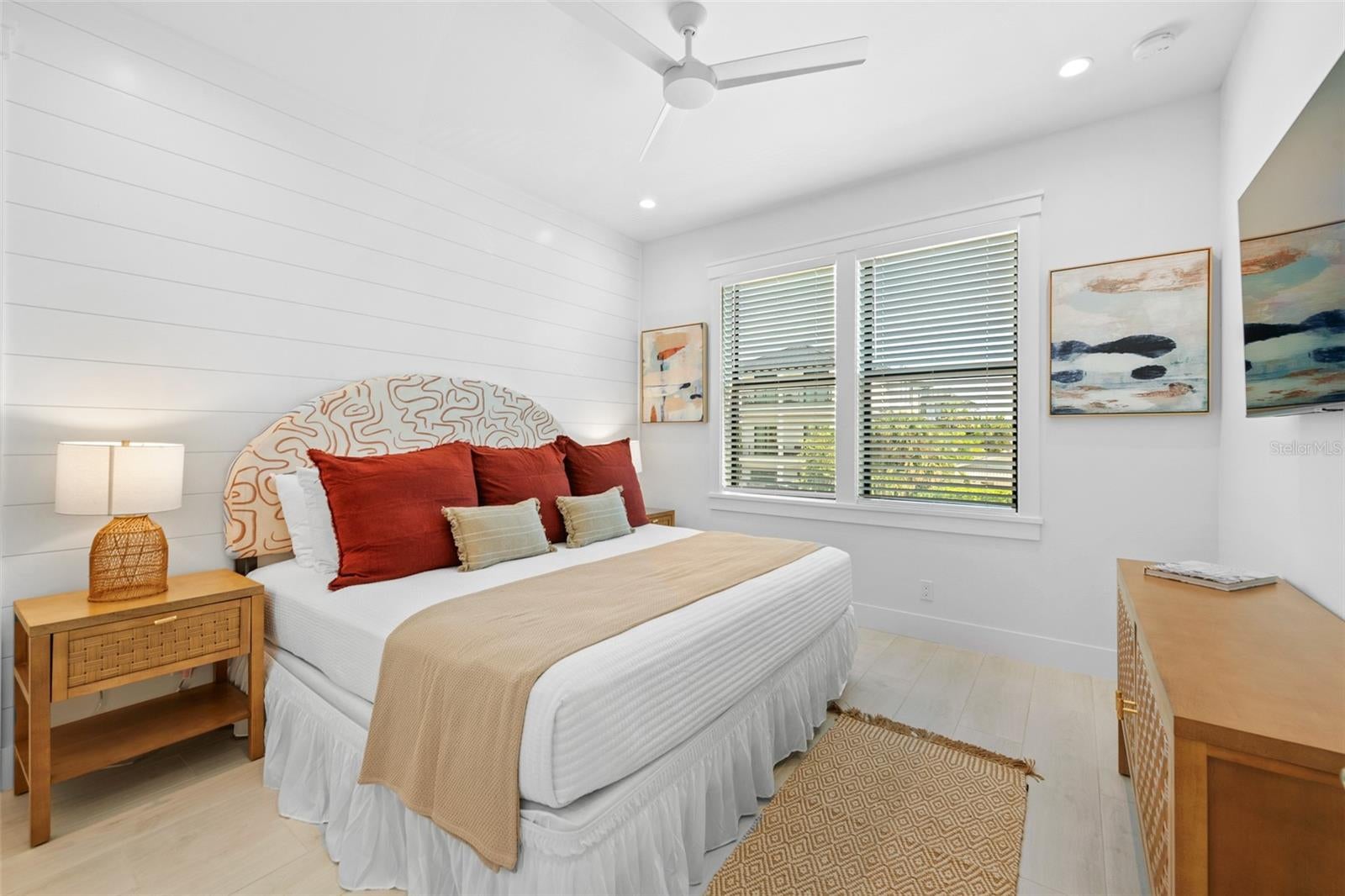 Sarasota, Florida, 34236, United States, 8 Bedrooms Bedrooms, ,10 BathroomsBathrooms,Residential,Active,2006955