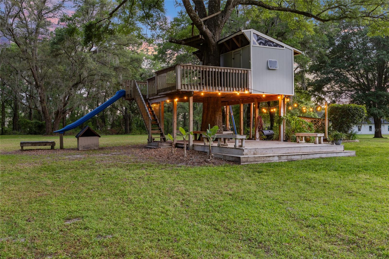 Newberry, Florida, 32669, United States, 4 Bedrooms Bedrooms, ,3 BathroomsBathrooms,Residential,Active,1810517