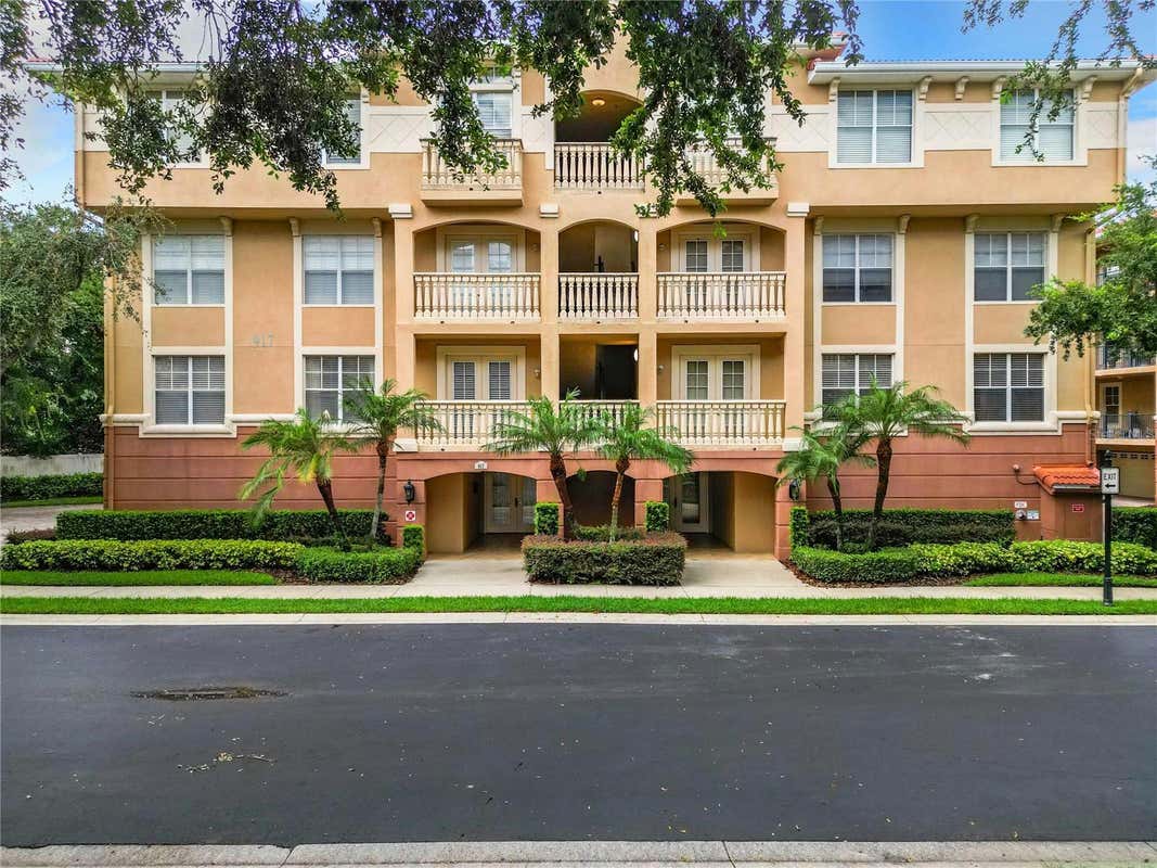 917 LOTUS VISTA DR APT 102, ALTAMONTE SPRINGS, FL 32714, photo 1 of 98