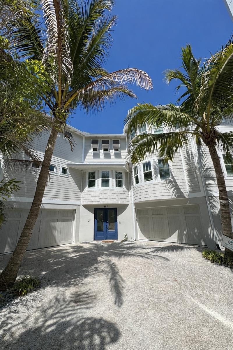 Bradenton Beach, Florida, 34217, United States, 5 Bedrooms Bedrooms, ,6 BathroomsBathrooms,Residential,Active,1908168