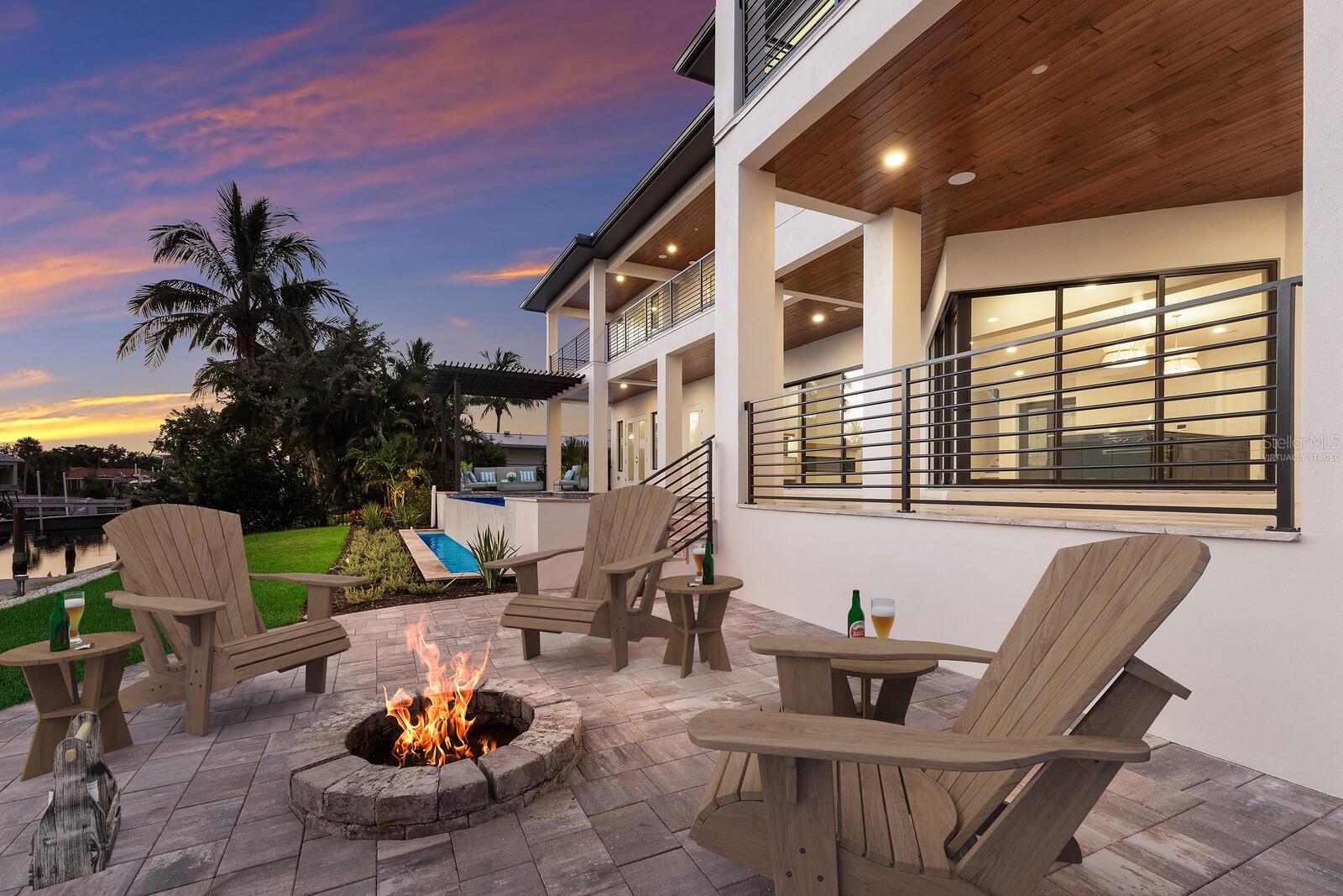 Sarasota, Florida, 34242, United States, 4 Bedrooms Bedrooms, ,6 BathroomsBathrooms,Residential,Active,1941333