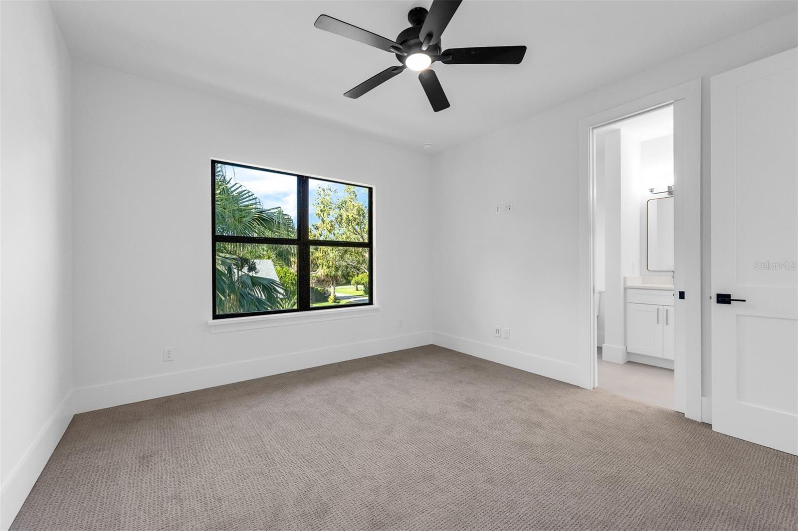 Orlando, Florida, 32804, United States, 4 Bedrooms Bedrooms, ,4 BathroomsBathrooms,Residential,Active,1992252