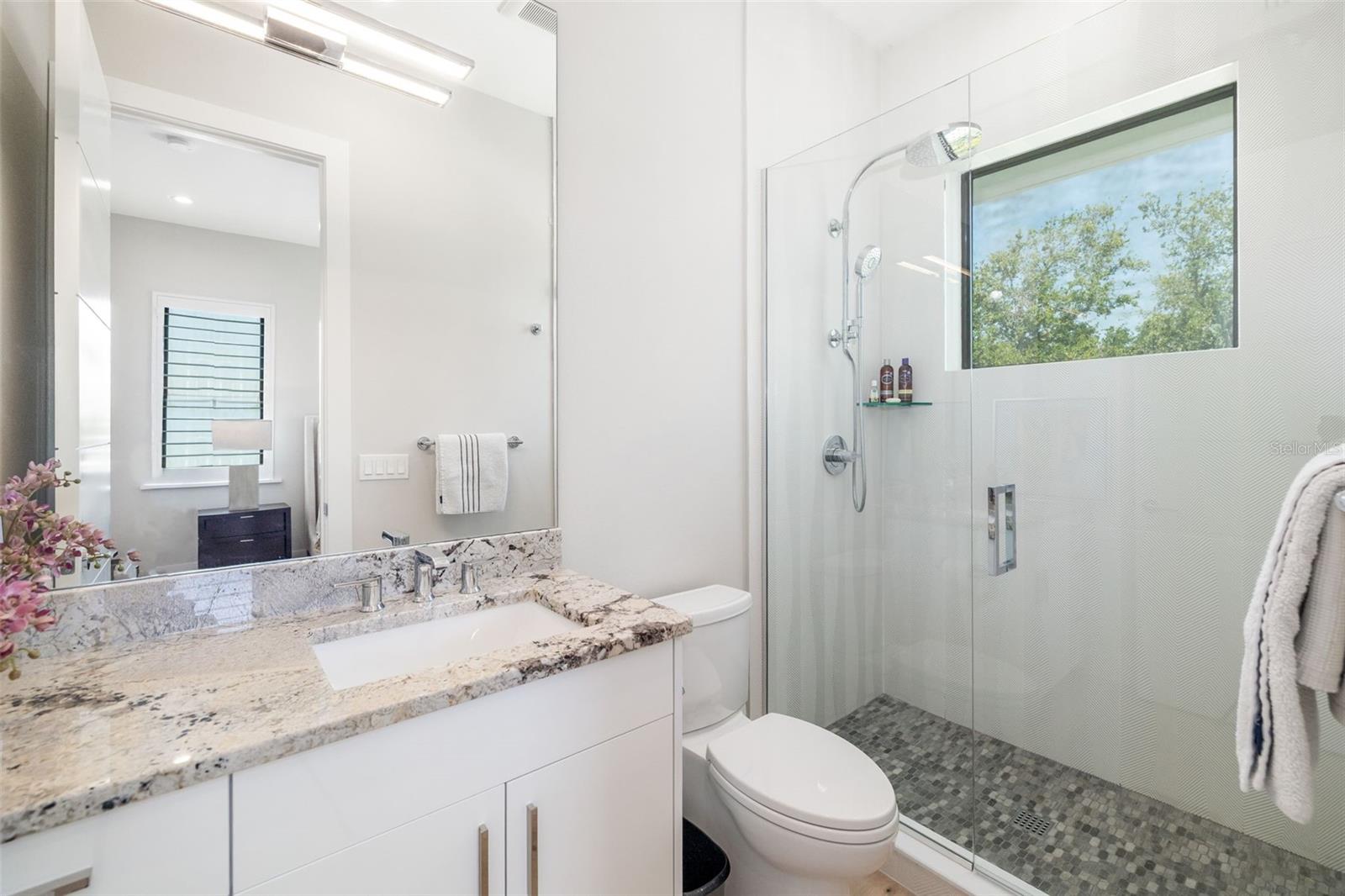 Sarasota, Florida, 34231, United States, 4 Bedrooms Bedrooms, ,5 BathroomsBathrooms,Residential,Active,1773507