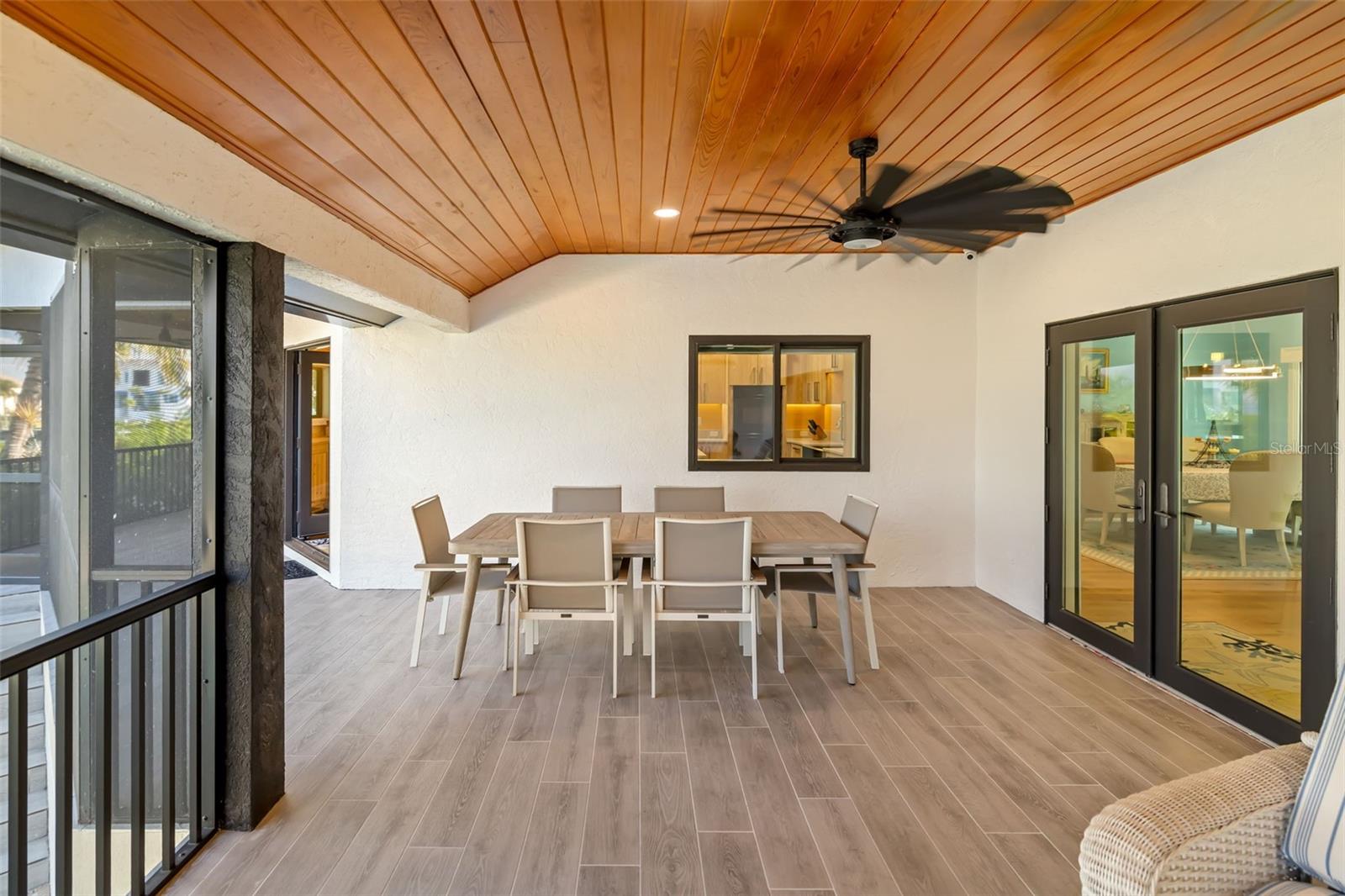 Longboat Key, Florida, 34228, United States, 3 Bedrooms Bedrooms, ,4 BathroomsBathrooms,Residential,Active,1995265