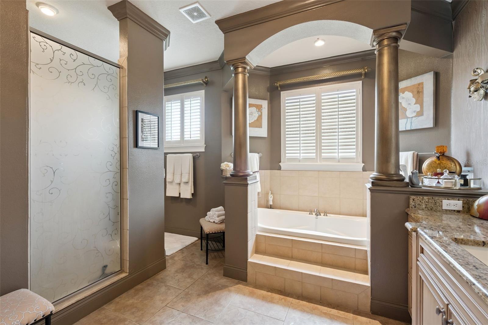 Windermere, Florida, 34786, United States, 5 Bedrooms Bedrooms, ,5 BathroomsBathrooms,Residential,Active,2044556