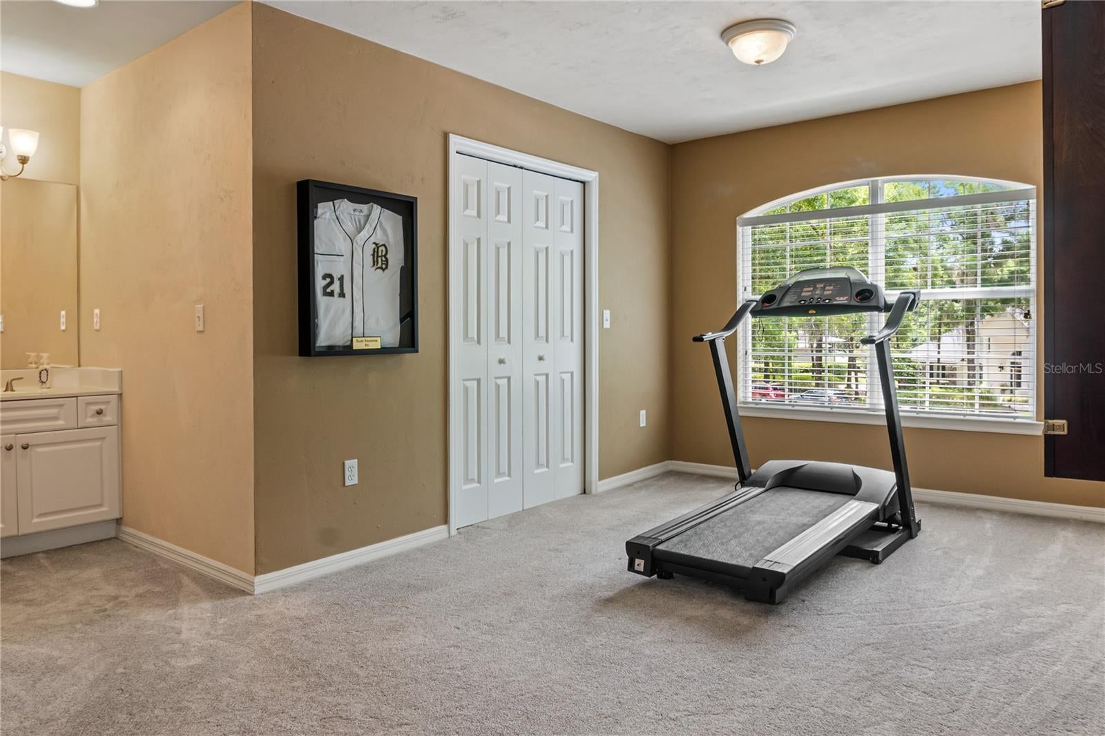 Gainesville, Florida, 32608, United States, ,5 BathroomsBathrooms,Residential,Active,1799404