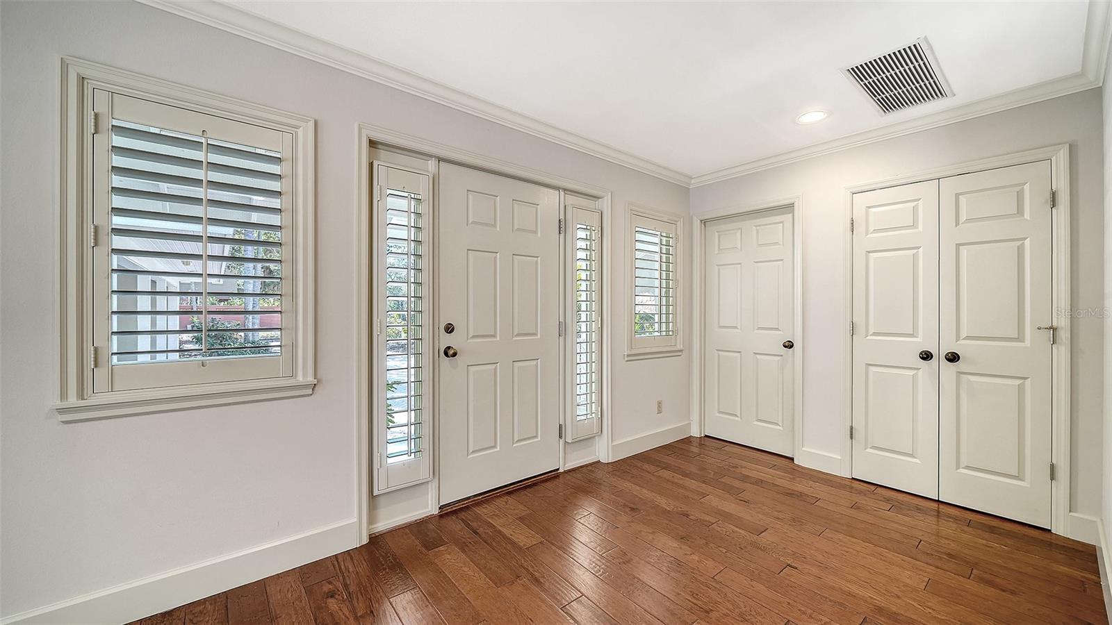 Sarasota, Florida, 34239, United States, 3 Bedrooms Bedrooms, ,3 BathroomsBathrooms,Residential,Active,2013163