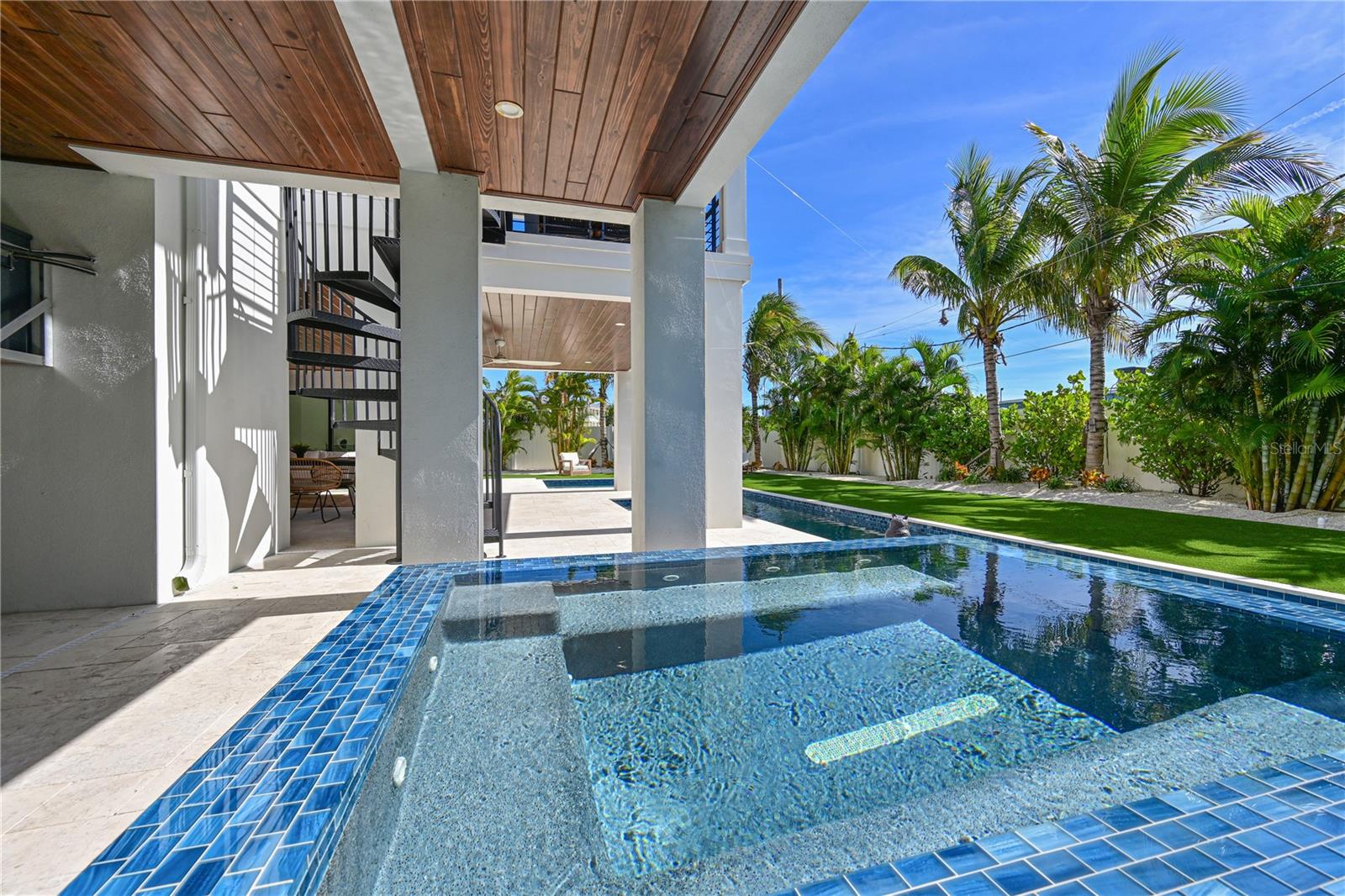 Holmes Beach, Florida, 34217, United States, 4 Bedrooms Bedrooms, ,4 BathroomsBathrooms,Residential,Active,1995267