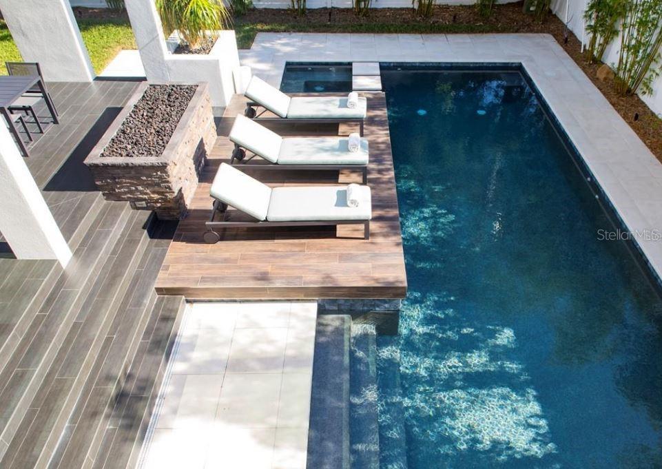 St Petersburg, Florida, 33704, United States, 4 Bedrooms Bedrooms, ,4 BathroomsBathrooms,Residential,Active,2007191