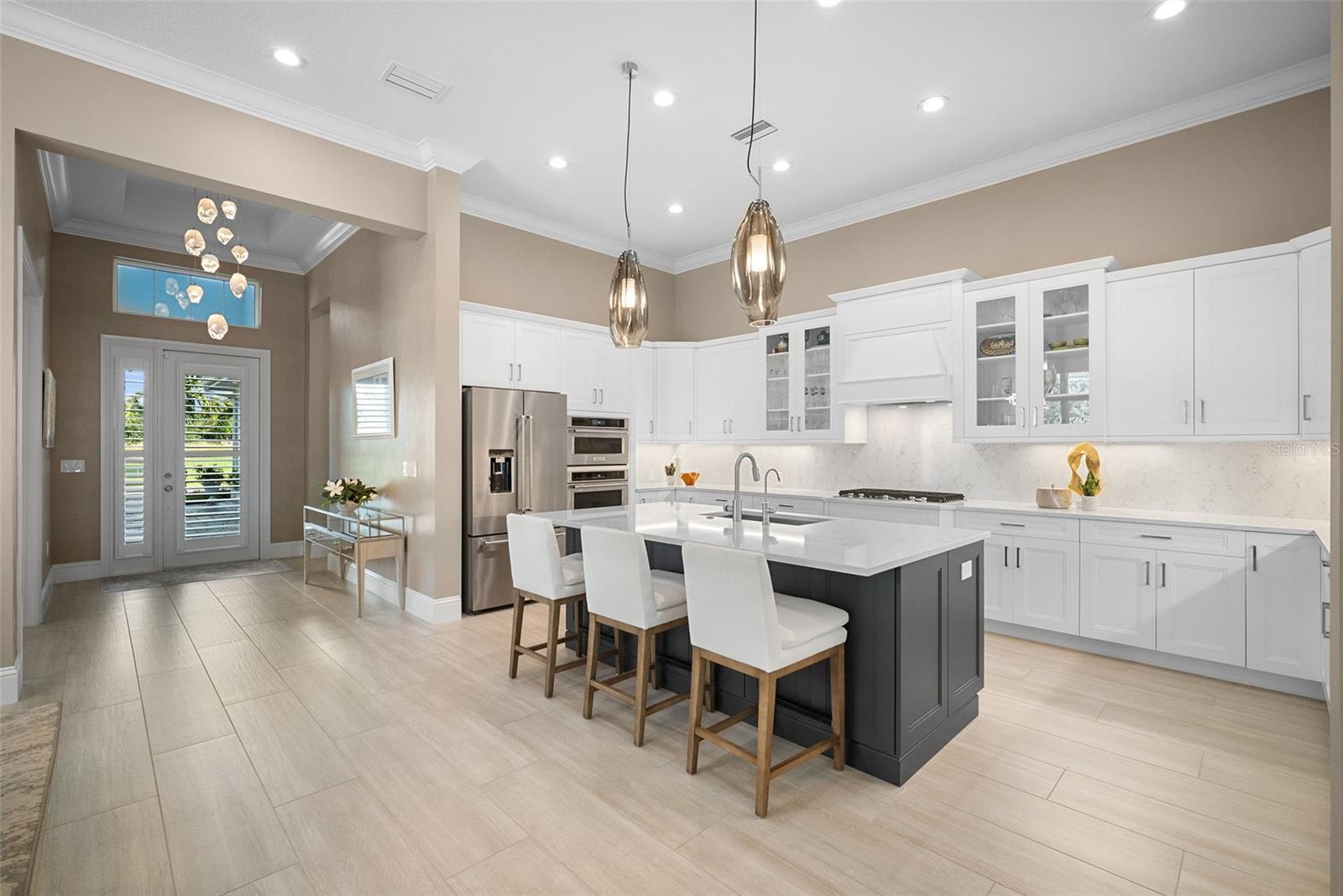 Bradenton, Florida, 34202, United States, 3 Bedrooms Bedrooms, ,4 BathroomsBathrooms,Residential,Active,1987272