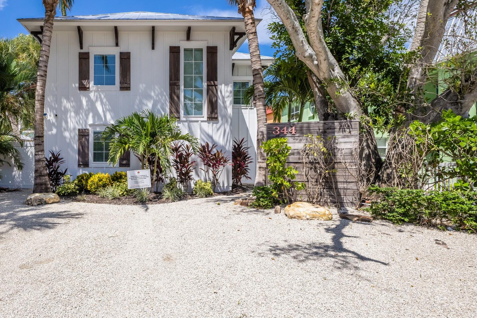 Sarasota, Florida, 34242, United States, 7 Bedrooms Bedrooms, ,6 BathroomsBathrooms,Residential,Active,1926695