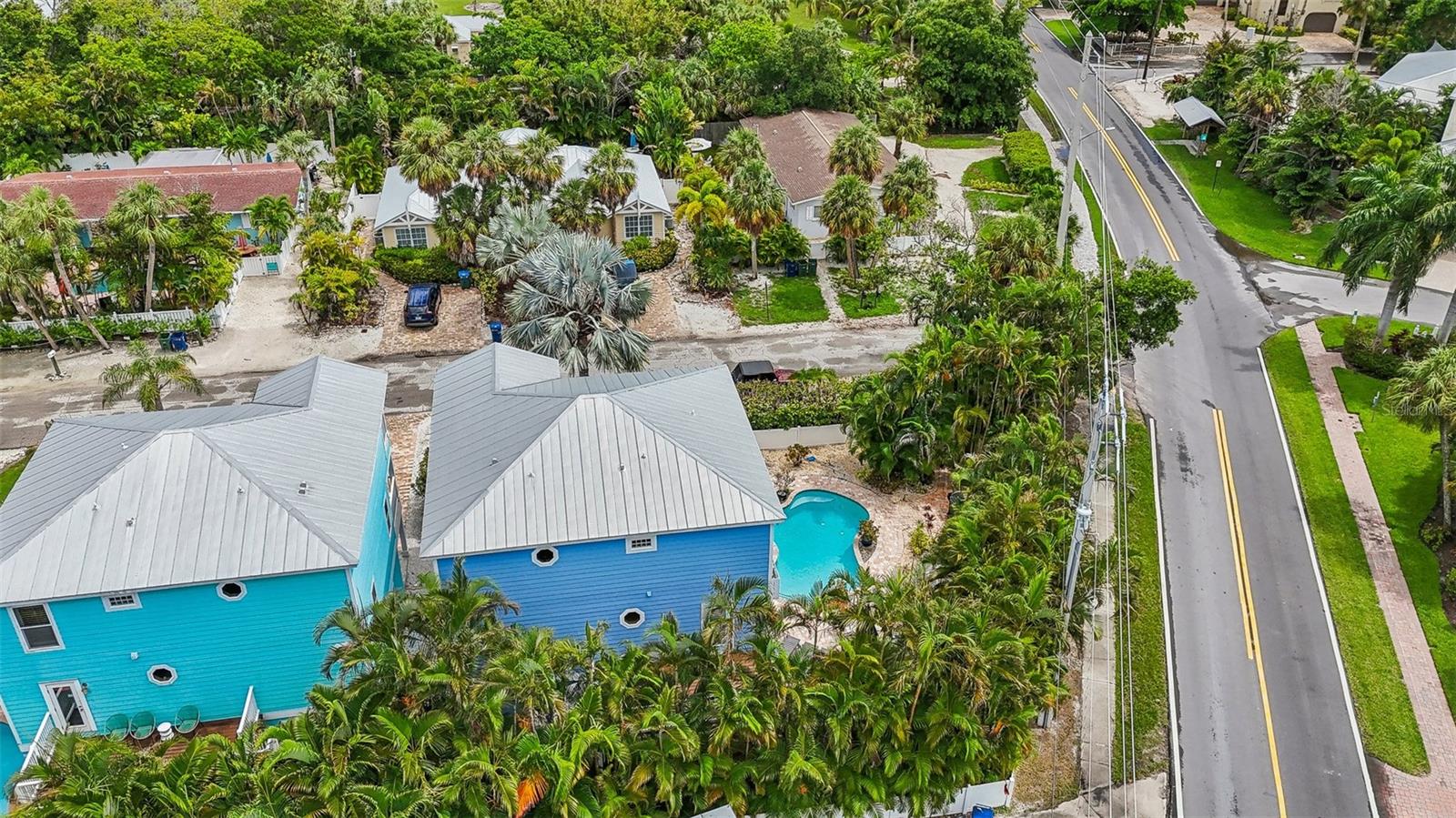 Holmes Beach, Florida, 34217, United States, 4 Bedrooms Bedrooms, ,3 BathroomsBathrooms,Residential,Active,1876877