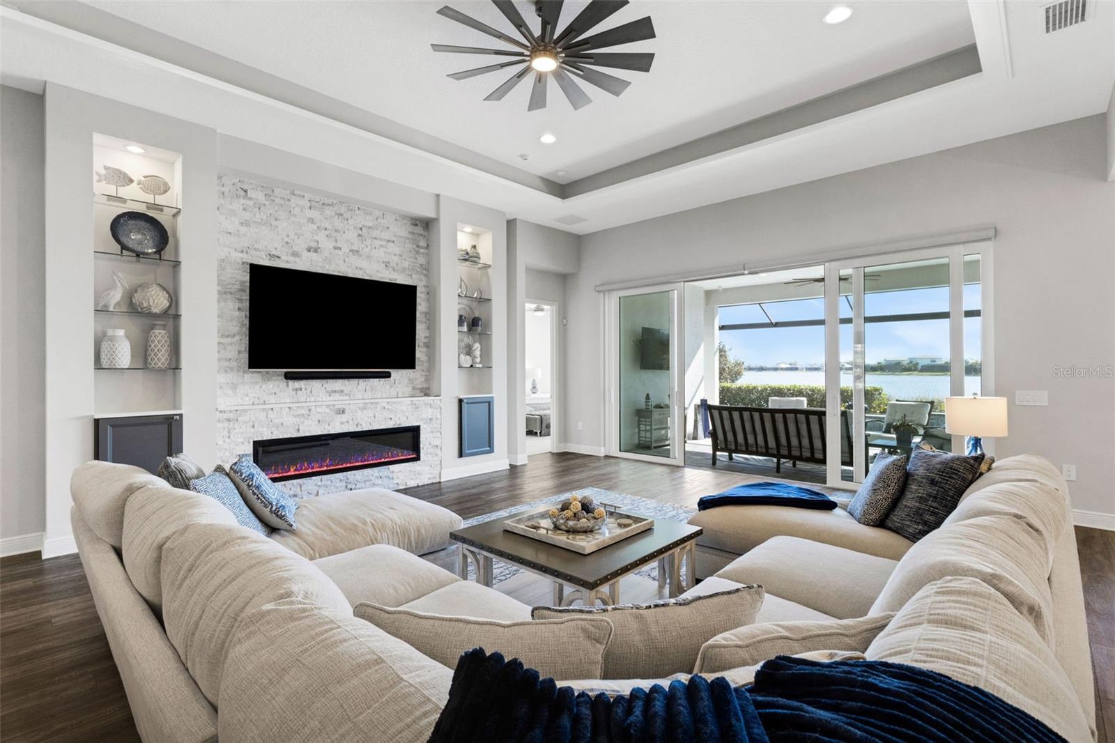 Sarasota, Florida, 34240, United States, 3 Bedrooms Bedrooms, ,3 BathroomsBathrooms,Residential,Active,2015455