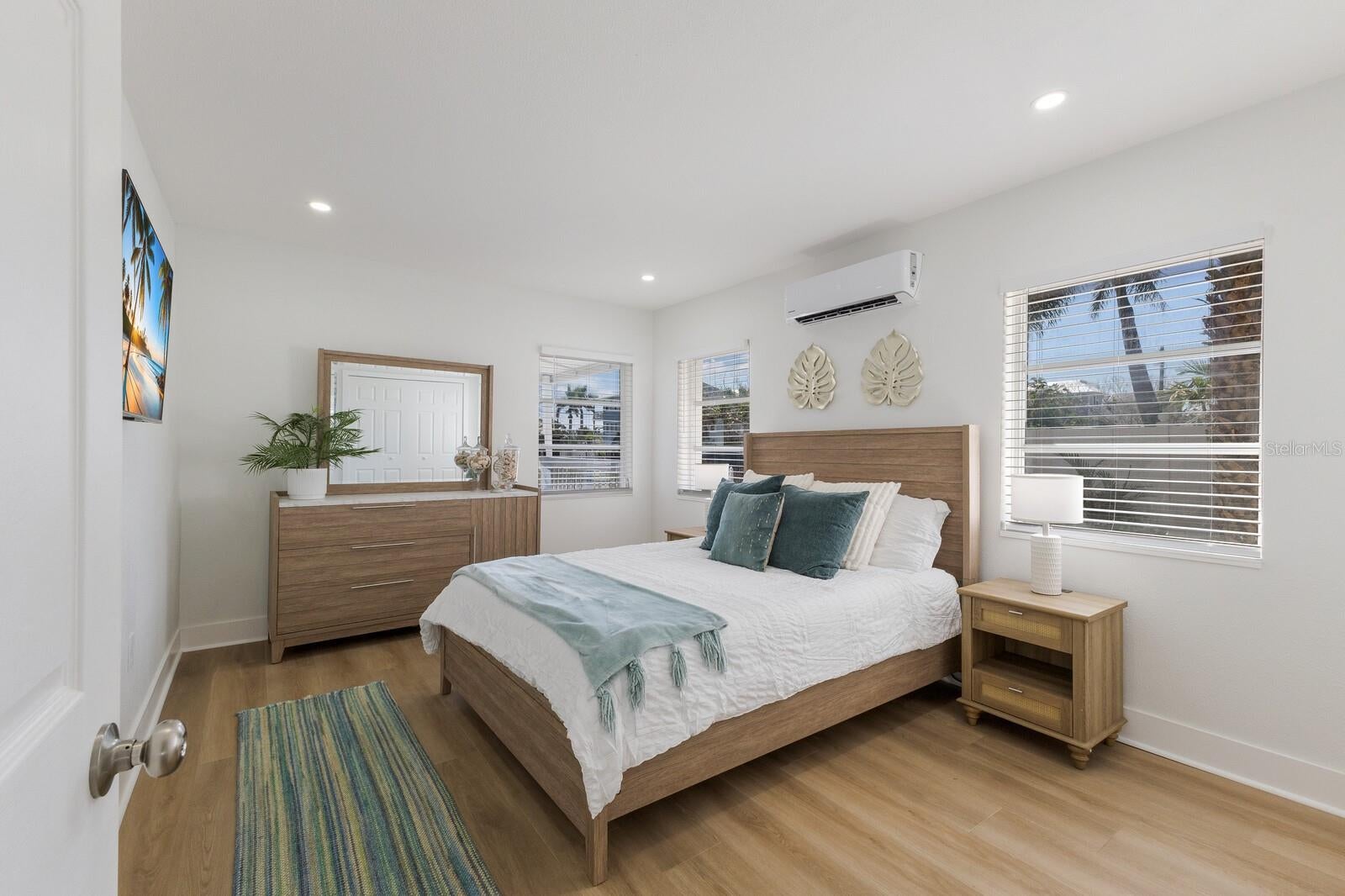 Bradenton Beach, Florida, 34217, United States, 3 Bedrooms Bedrooms, ,3 BathroomsBathrooms,Residential,Active,1926702