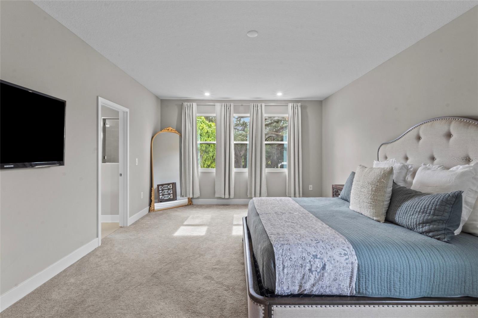 Tampa, Florida, 33609, United States, 4 Bedrooms Bedrooms, ,4 BathroomsBathrooms,Residential,Active,2010143