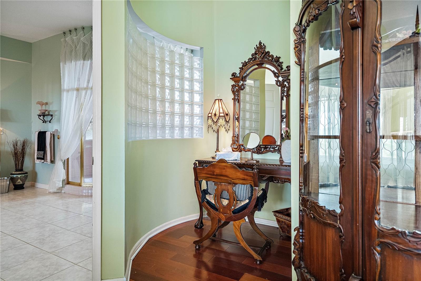 St Petersburg, Florida, 33715, United States, 5 Bedrooms Bedrooms, ,5 BathroomsBathrooms,Residential,Active,1942385