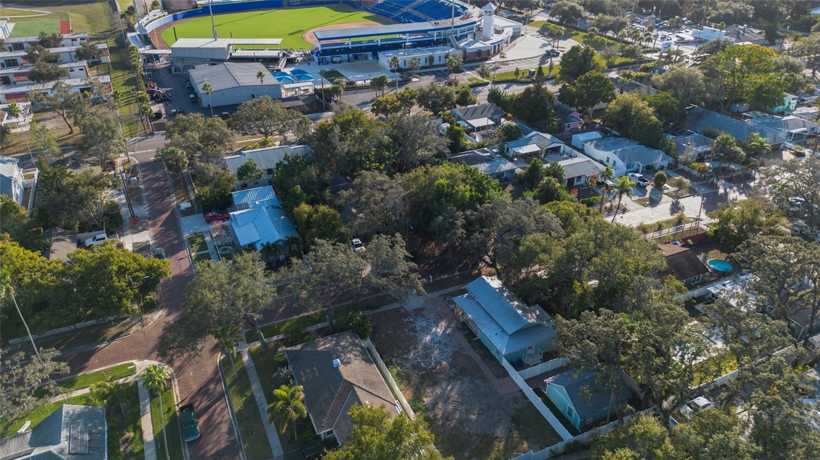 Dunedin, Florida, 34698, United States, 3 Bedrooms Bedrooms, ,3 BathroomsBathrooms,Residential,Active,2009176