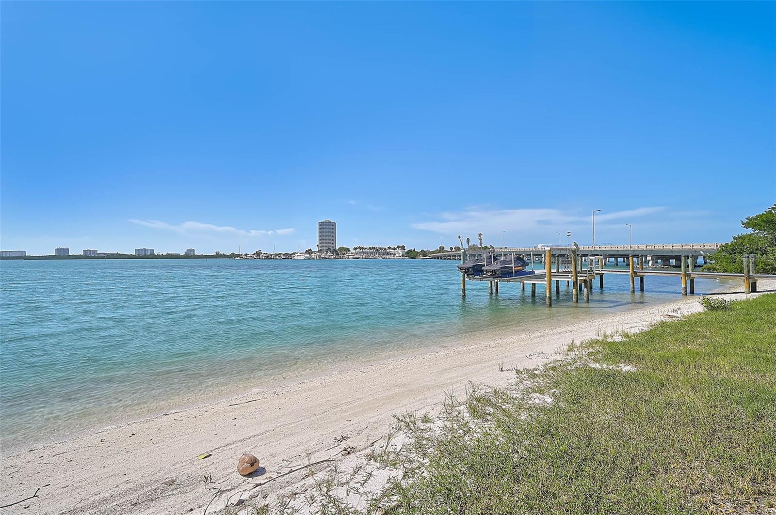 Sarasota, Florida, 34236, United States, 5 Bedrooms Bedrooms, ,6 BathroomsBathrooms,Residential,Active,1972132