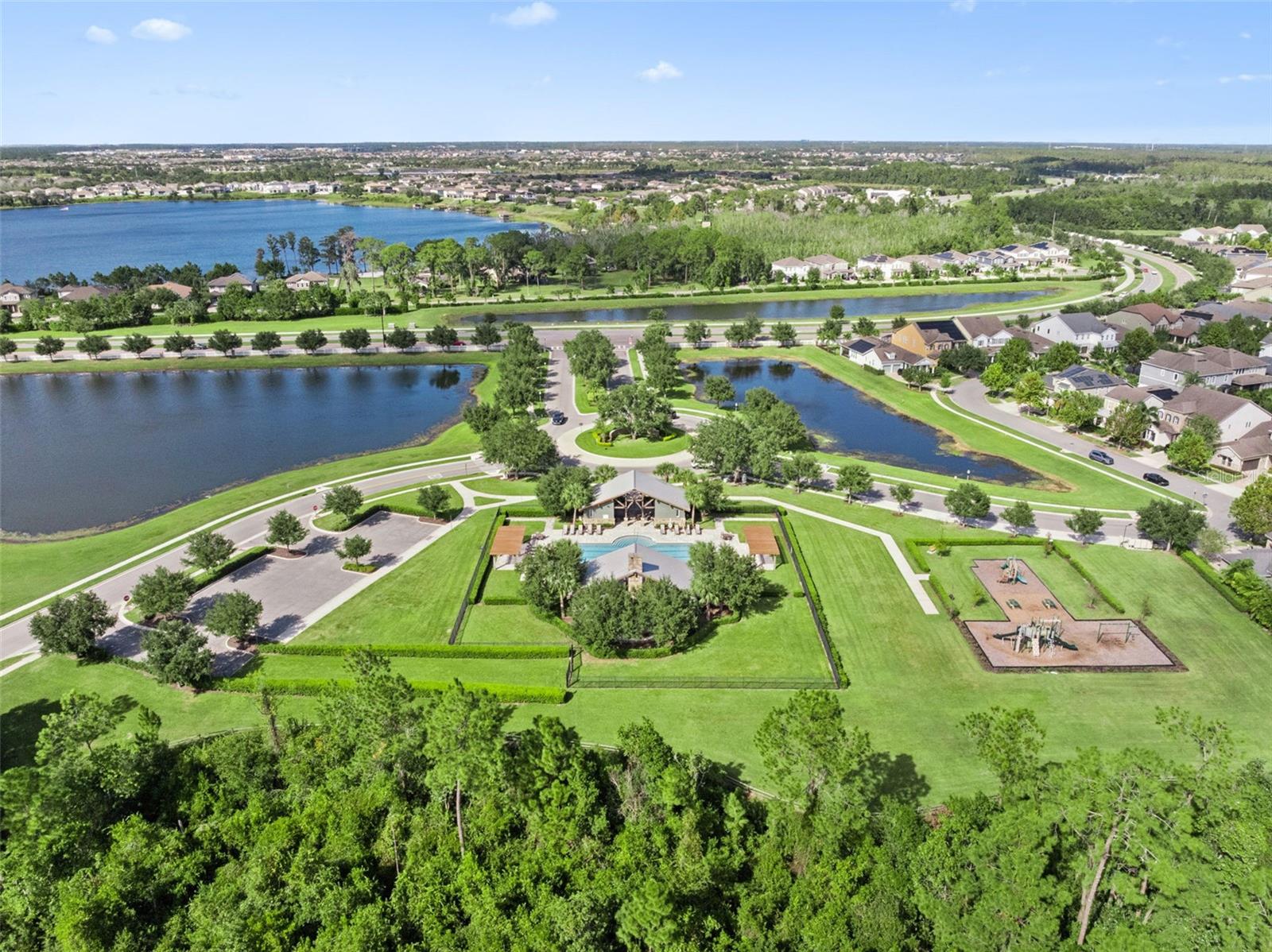 Winter Garden, Florida, 34787, United States, 5 Bedrooms Bedrooms, ,5 BathroomsBathrooms,Residential,Active,1969652