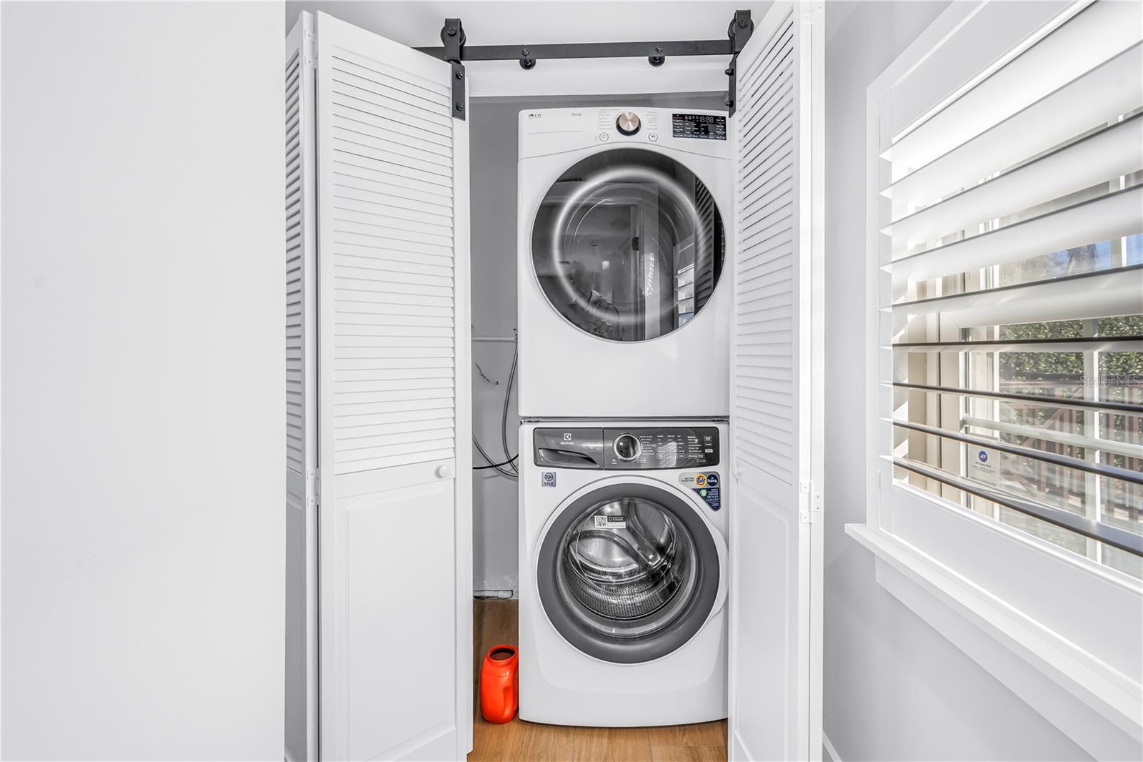 St Petersburg, Florida, 33704, United States, 4 Bedrooms Bedrooms, ,4 BathroomsBathrooms,Residential,Active,2013913