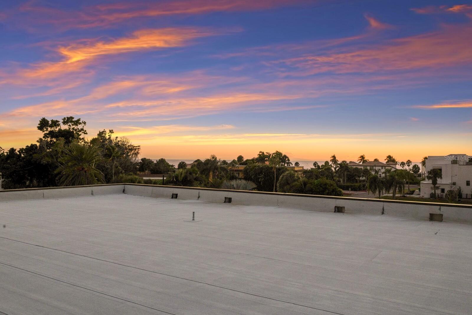 Longboat Key, Florida, 34228, United States, 3 Bedrooms Bedrooms, ,4 BathroomsBathrooms,Residential,Active,1987209