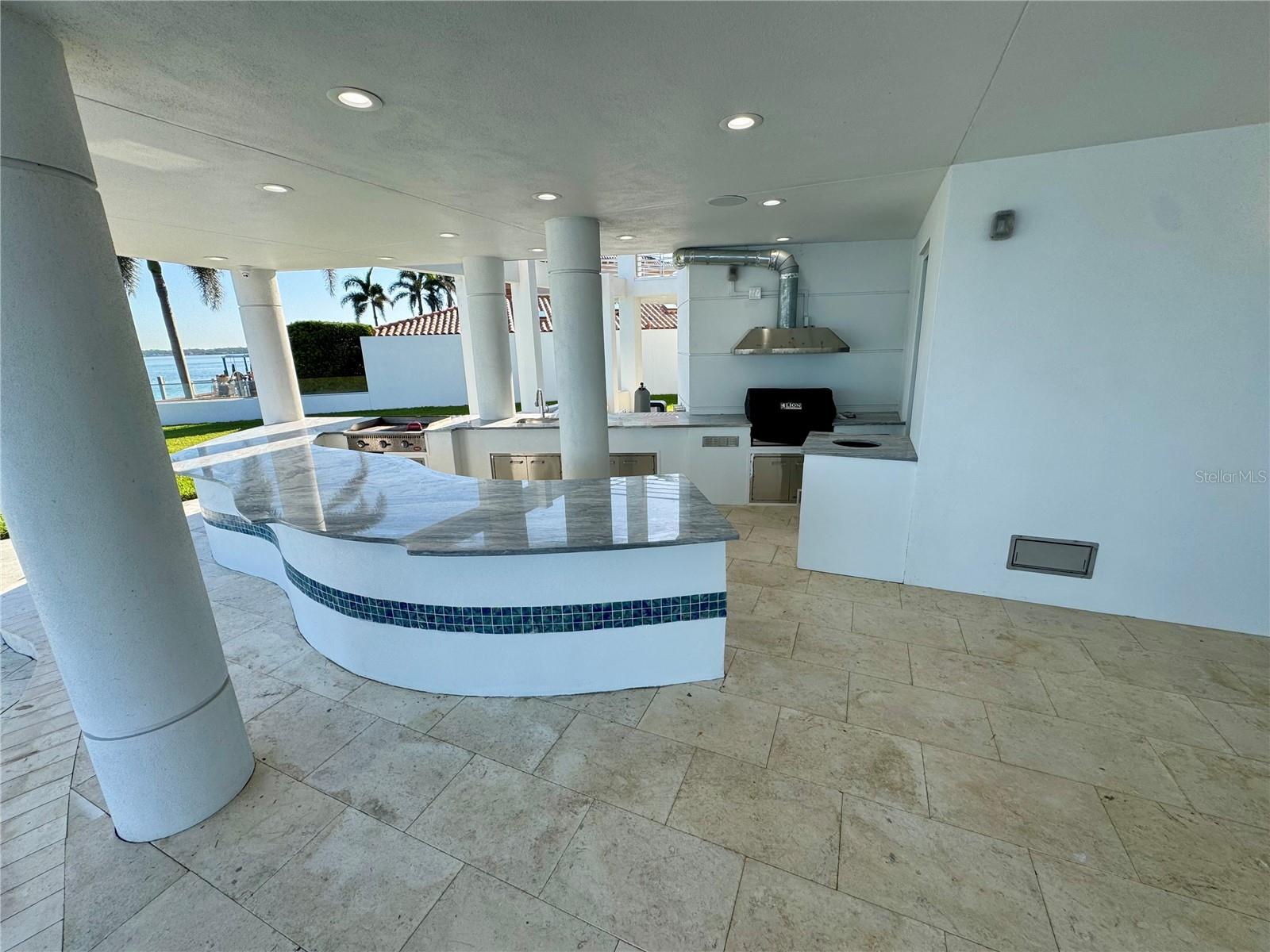 Treasure Island, Florida, 33706, United States, ,7 BathroomsBathrooms,Residential,Active,1772746