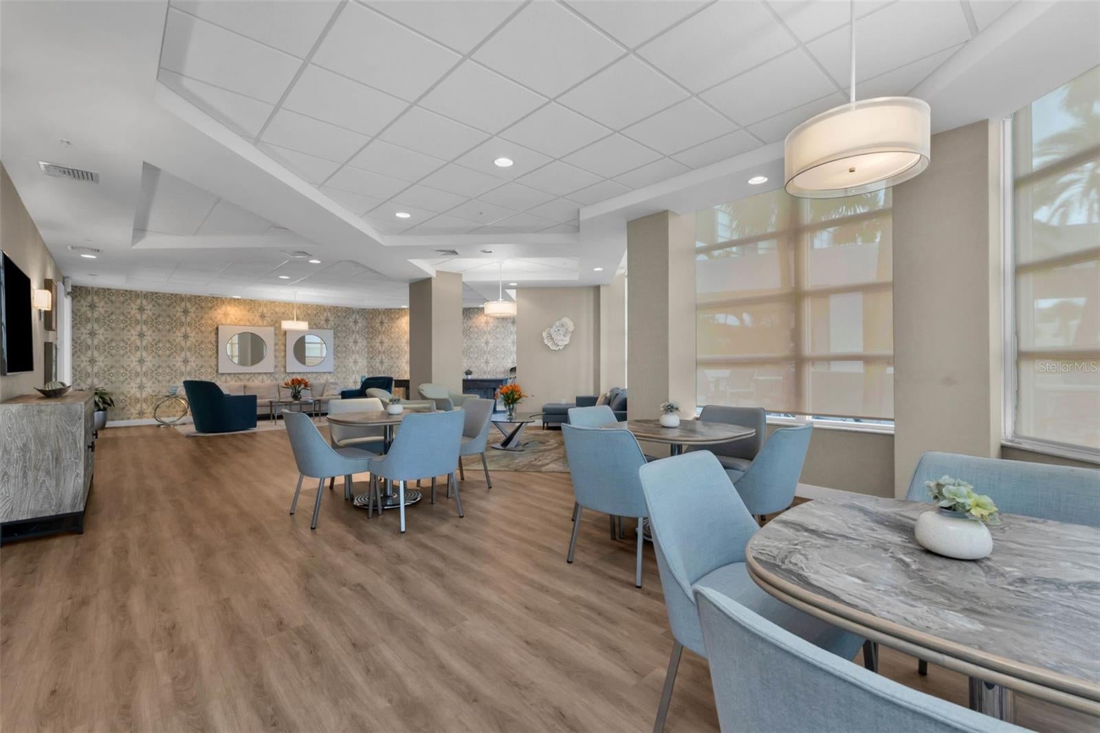 Sarasota, Florida, 34236, United States, 2 Bedrooms Bedrooms, ,2 BathroomsBathrooms,Residential,Active,1963403