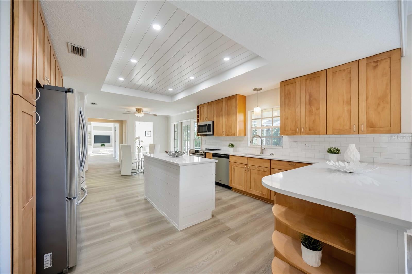 Nokomis, Florida, 34275, United States, 5 Bedrooms Bedrooms, ,5 BathroomsBathrooms,Residential,Active,1905473