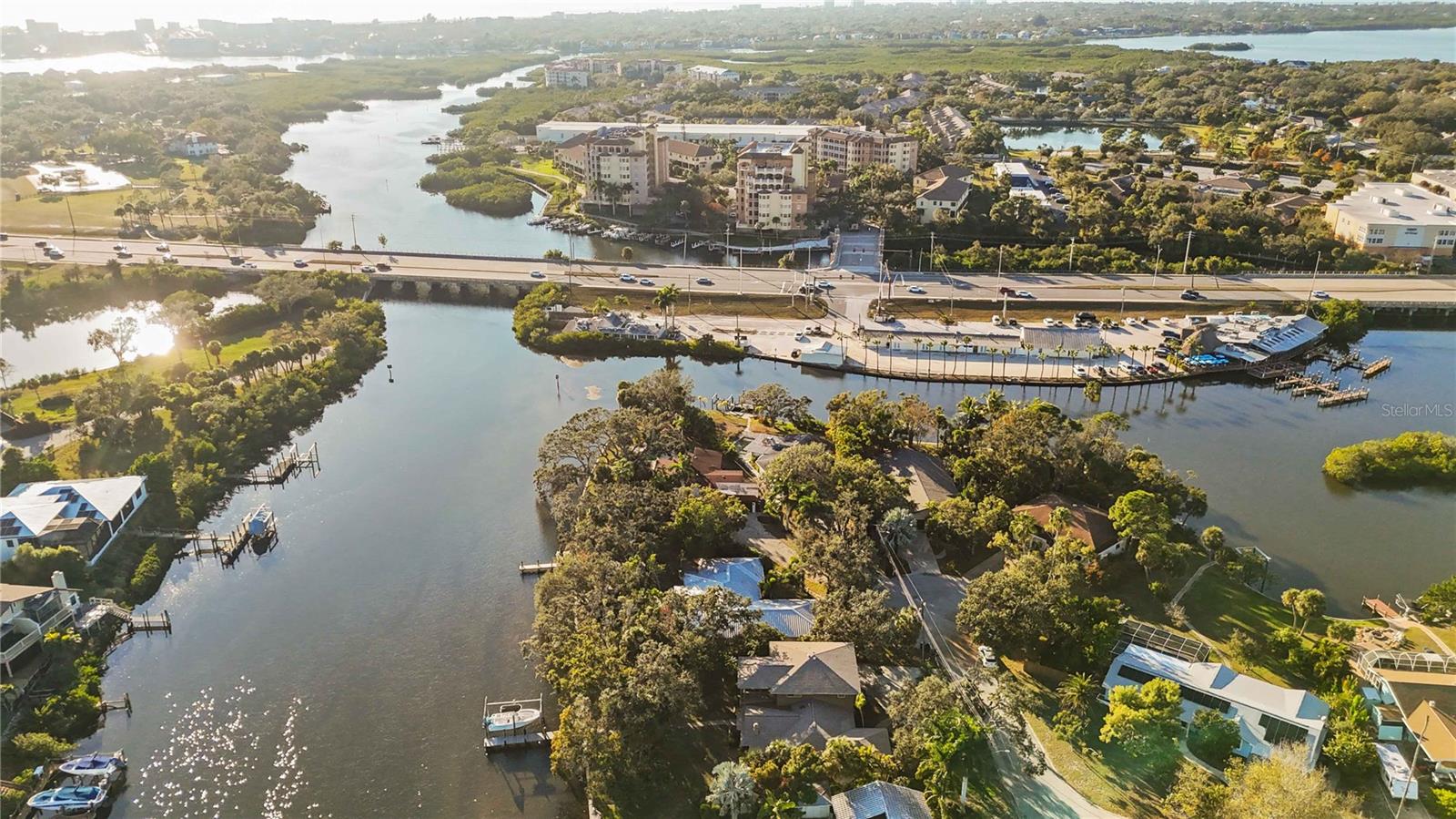 Sarasota, Florida, 34231, United States, 3 Bedrooms Bedrooms, ,2 BathroomsBathrooms,Residential,Active,2008733