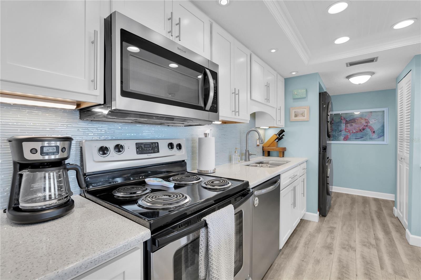 Treasure Island, Florida, 33706, United States, ,2 BathroomsBathrooms,Residential,Active,1749239