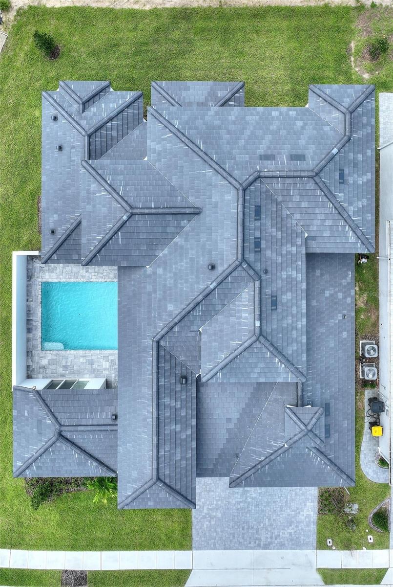 Davenport, Florida, 33837, United States, 4 Bedrooms Bedrooms, ,4 BathroomsBathrooms,Residential,Active,1967317