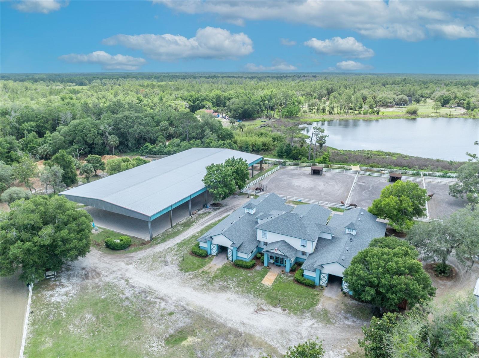 Geneva, Florida, 32732, United States, 5 Bedrooms Bedrooms, ,4 BathroomsBathrooms,Residential,Active,2044197