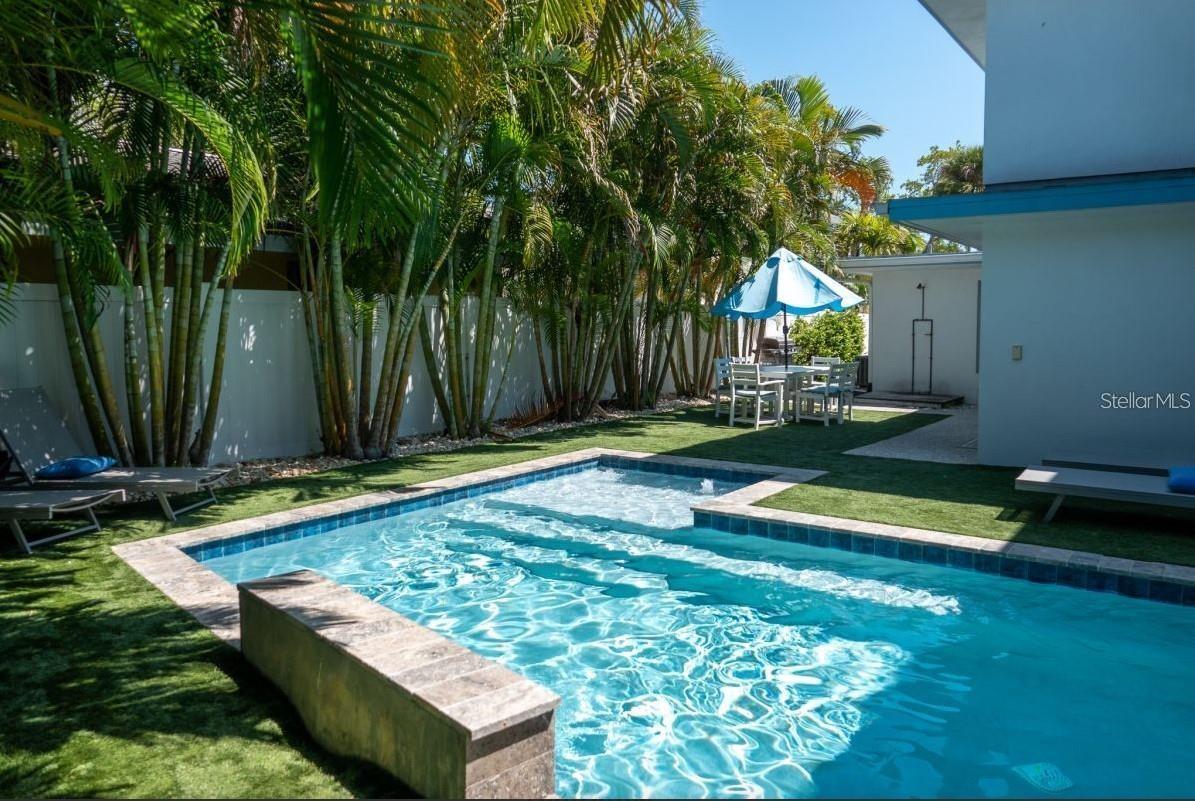 Sarasota, Florida, 34242, United States, 5 Bedrooms Bedrooms, ,4 BathroomsBathrooms,Residential,Active,1773194